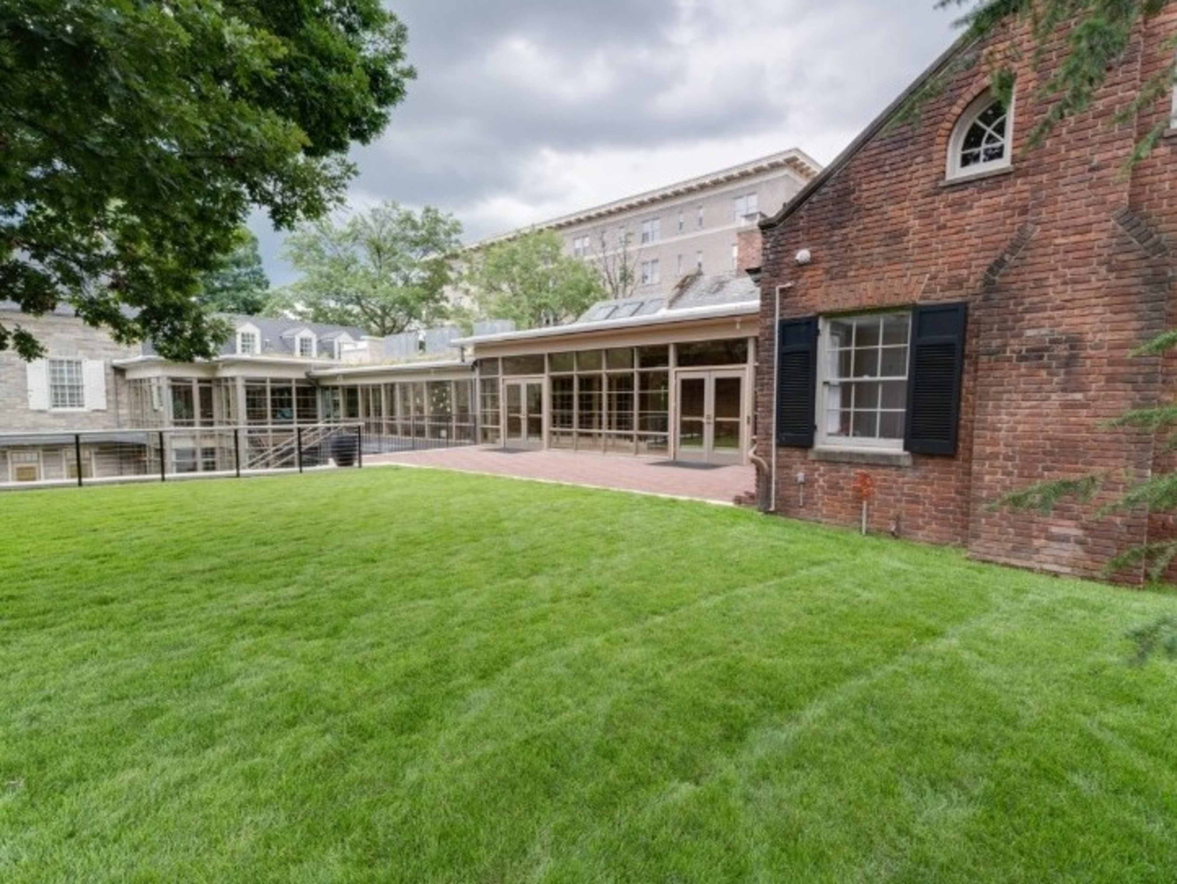 Additional Garden Space - Upper Level