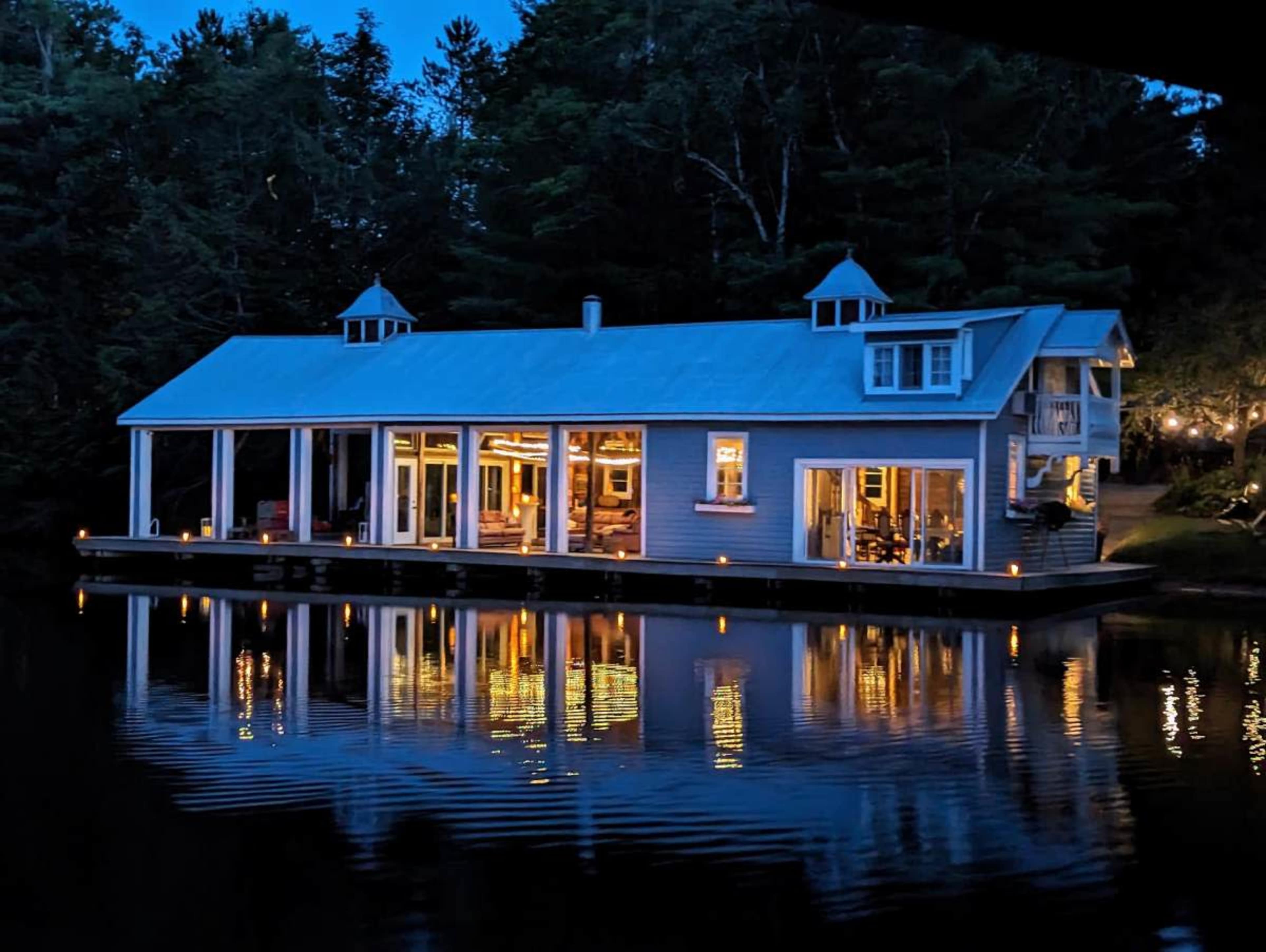 Historic Muskoka Steamship Boathouse Image in Huntsville, Huntsville, ON