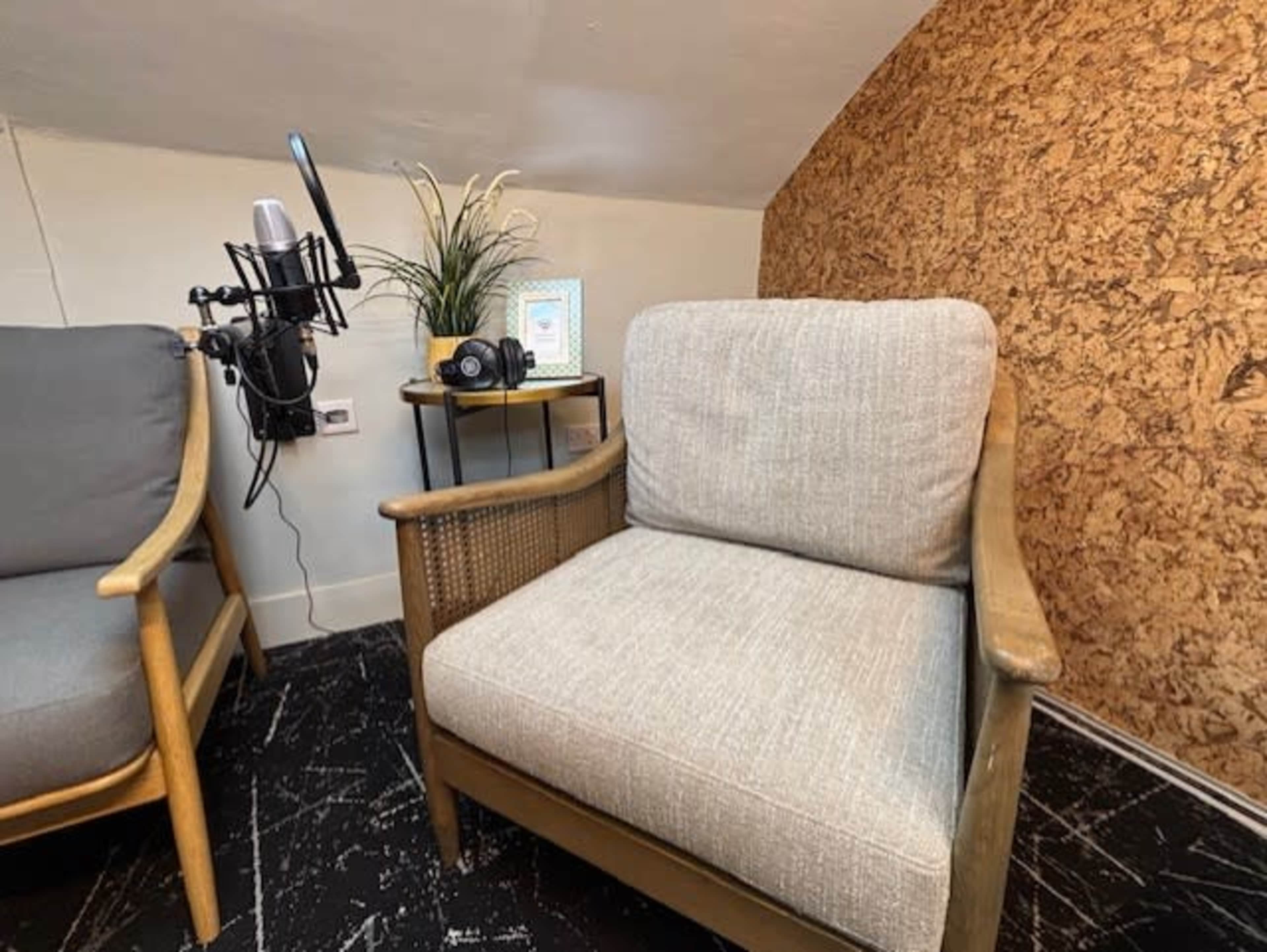 Rivers Lodge PodStation Image in Barnet, Harpenden, ENG