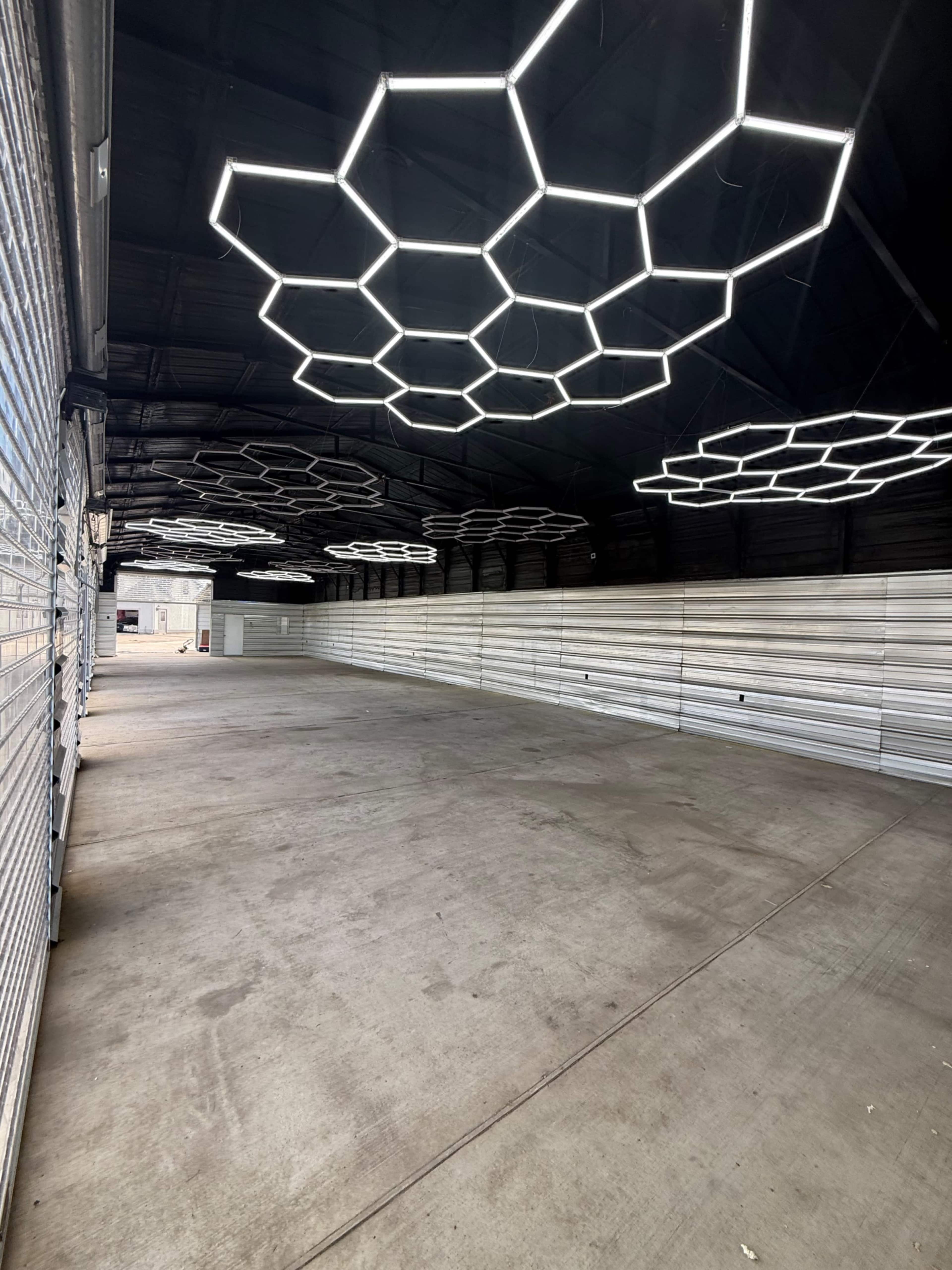 Versatile Open Canvas 2800 sq Ft Venue Image in , Manvel, TX