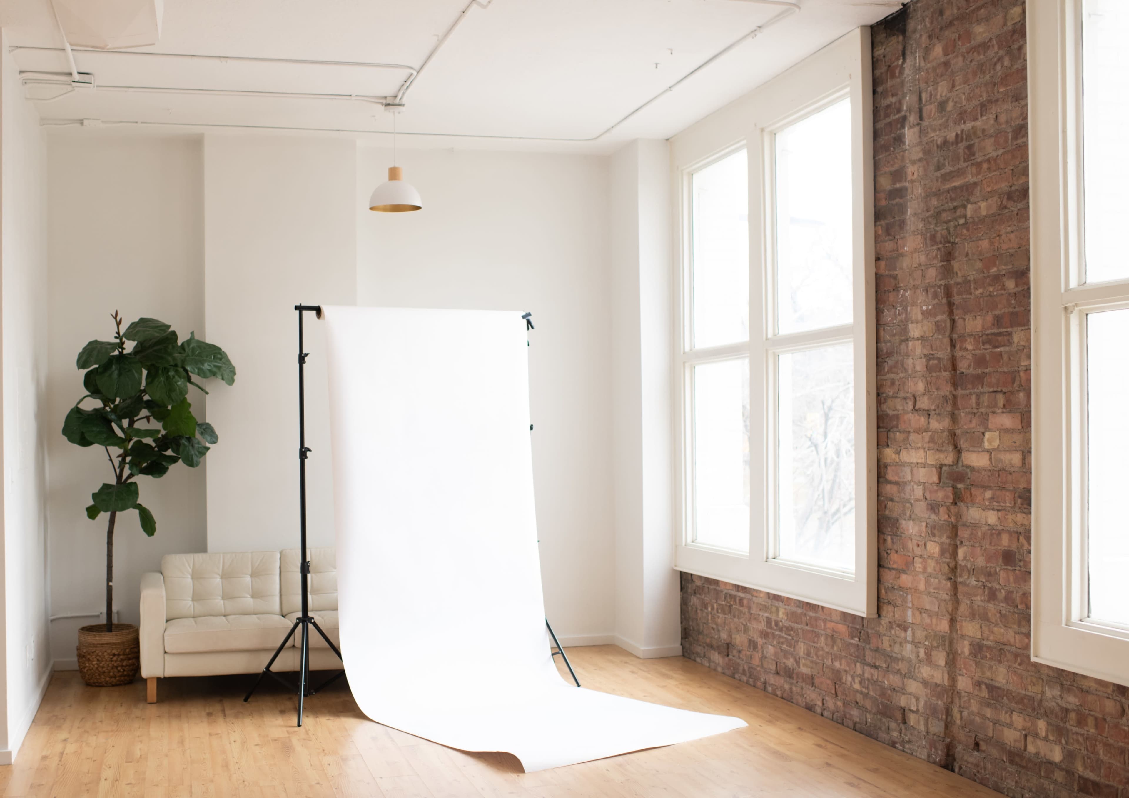 Downtown studio, natural brick & 9ft windows Image in Downtown, Salt Lake City, UT
