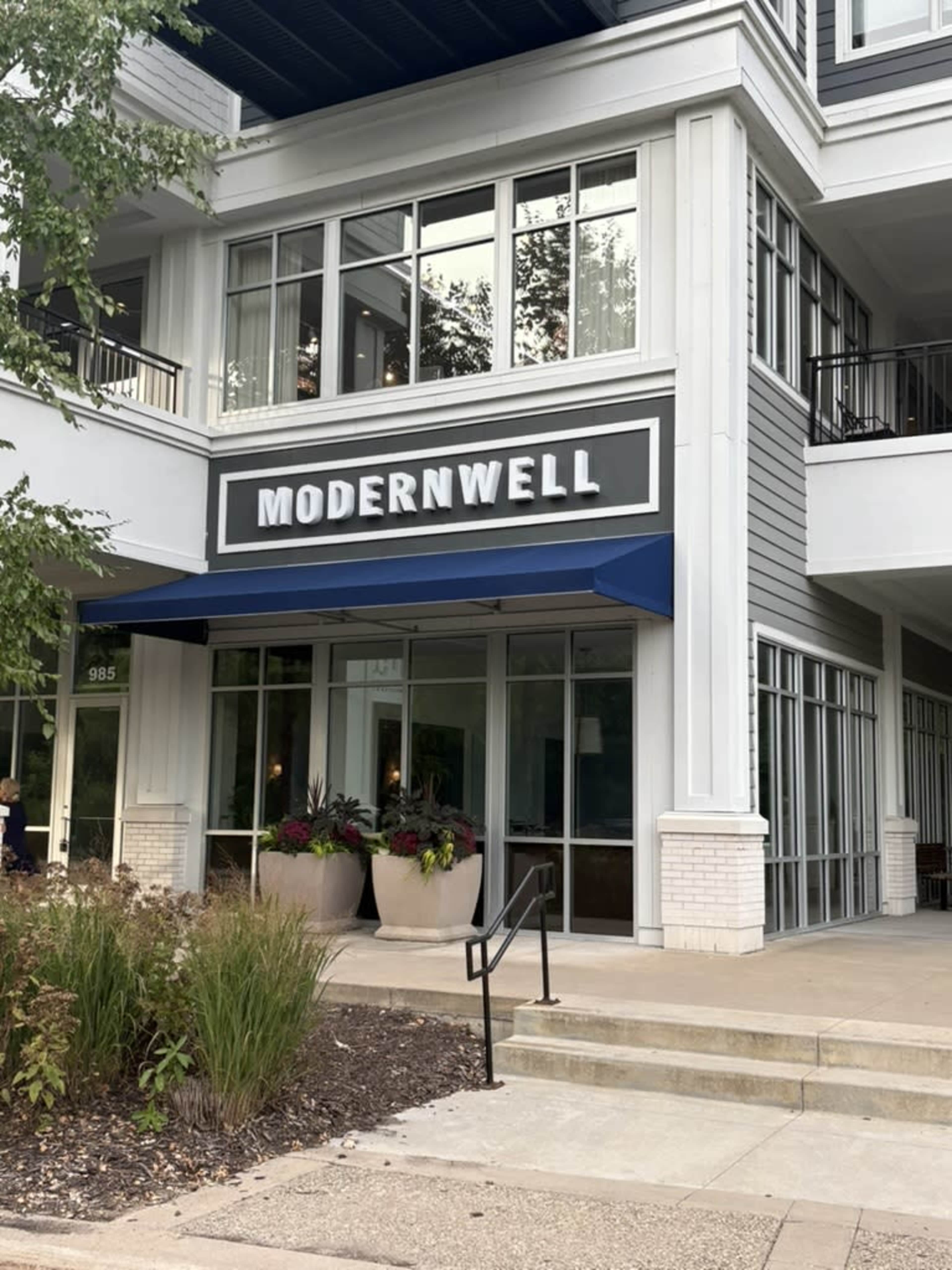 Wazyata Collaborative Professional Space with Bright, Natural Light Image in Wayzata, Wayzata, MN