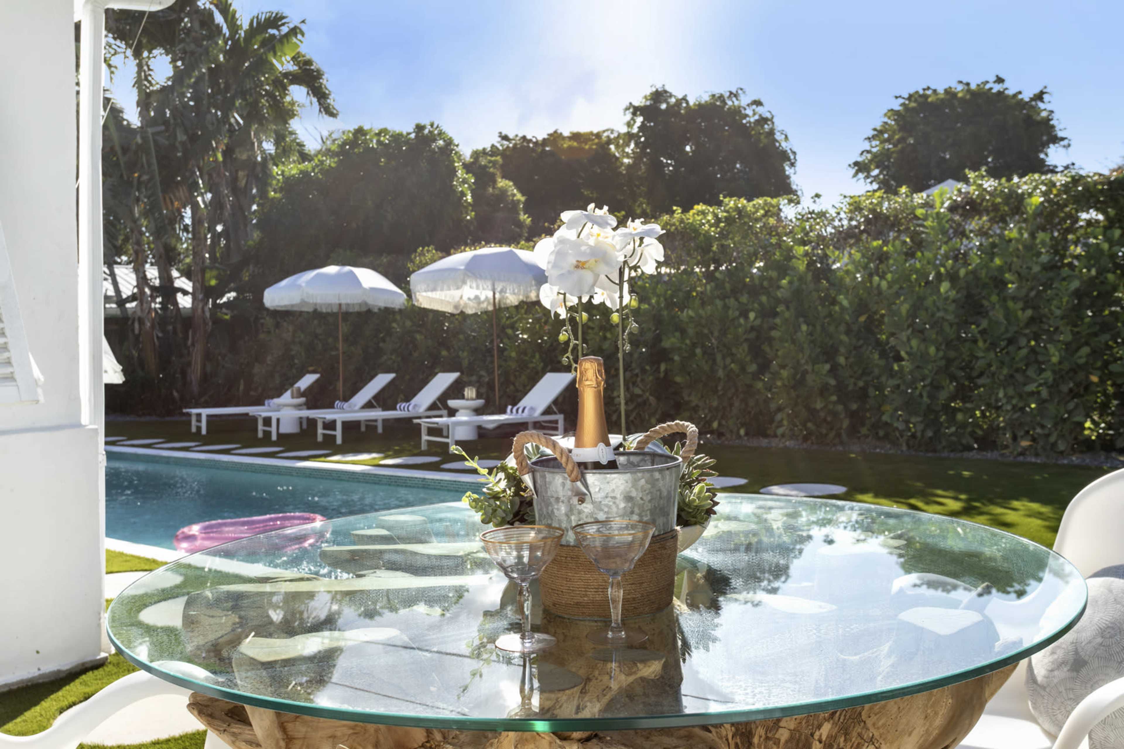 Fairhaven Mid Century Modern Home Image in North Palm Beach, north palm beach, FL