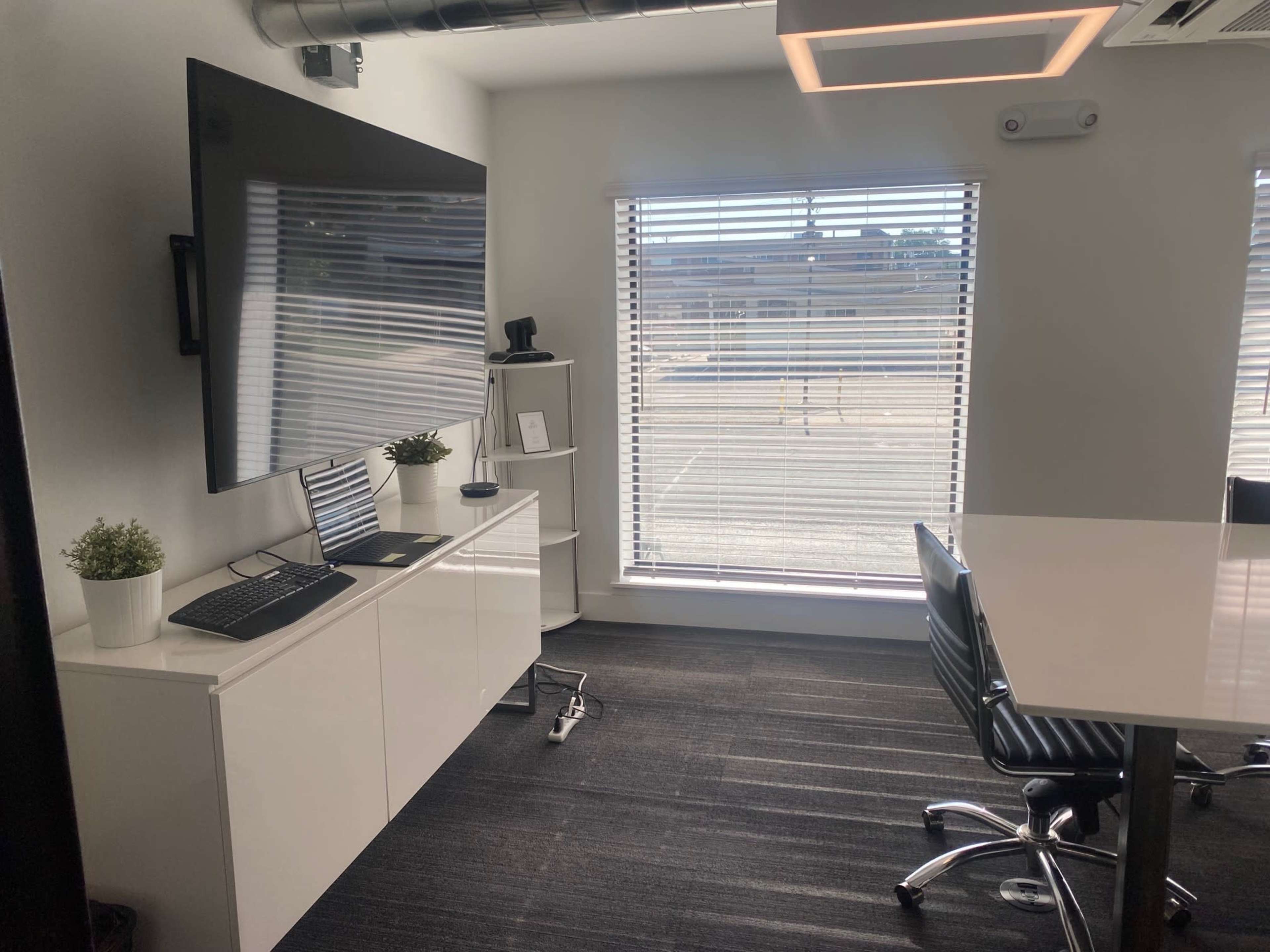 Evans Meeting Room Image in South Denver, Denver, CO