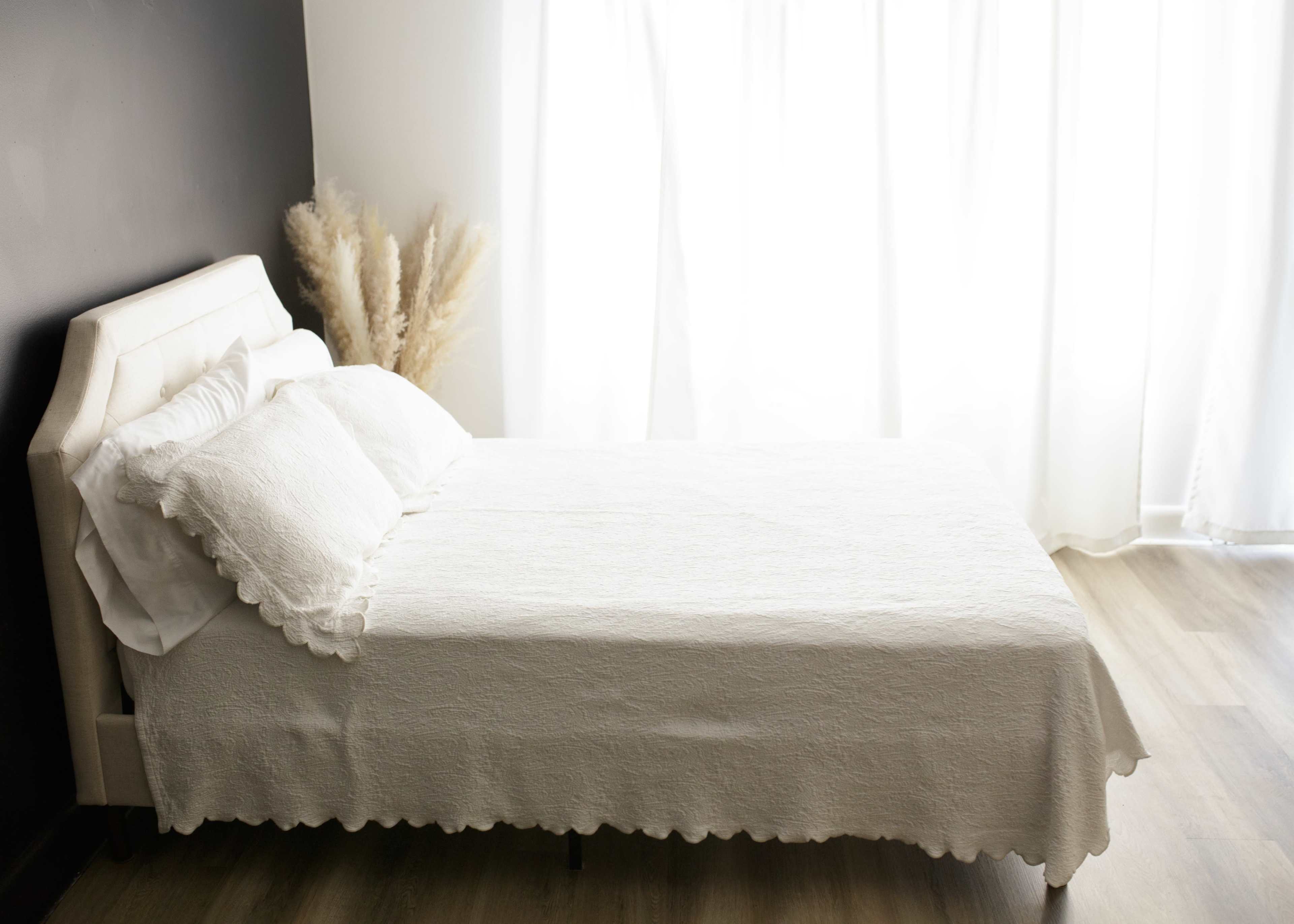 Modern Boudoir Studio Image in Raintree, Richmond, VA