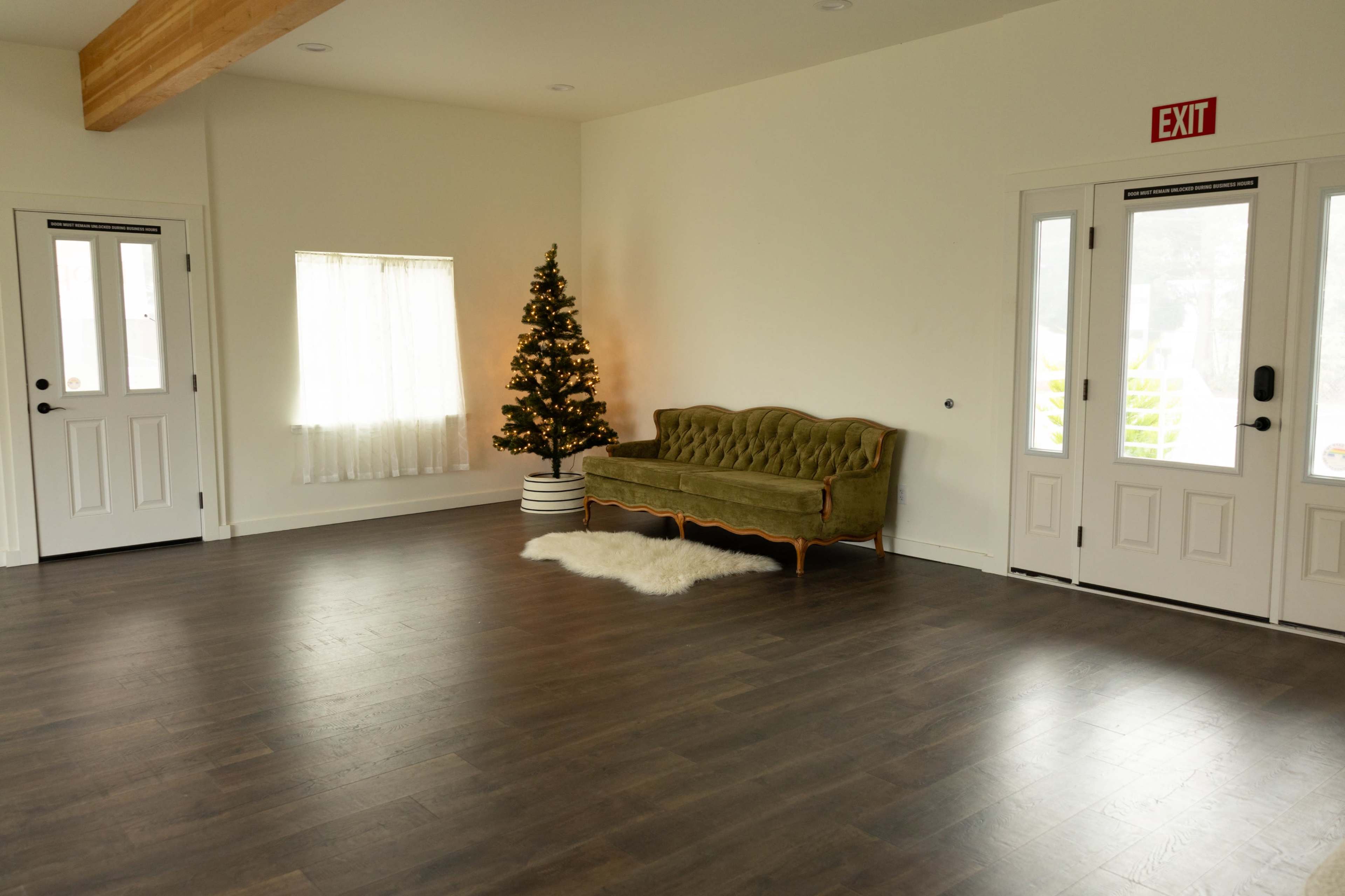 Pre styled Photography Studio Image in Sedro-Woolley, Sedro Woolley, WA