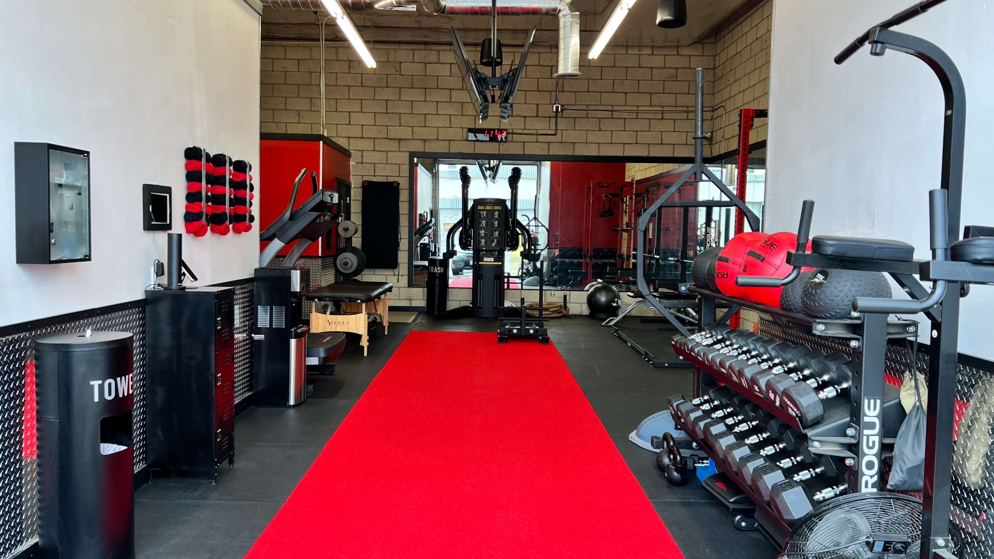 Industrial Boutique Fitness studio Image in Arcadia, Arcaida, CA