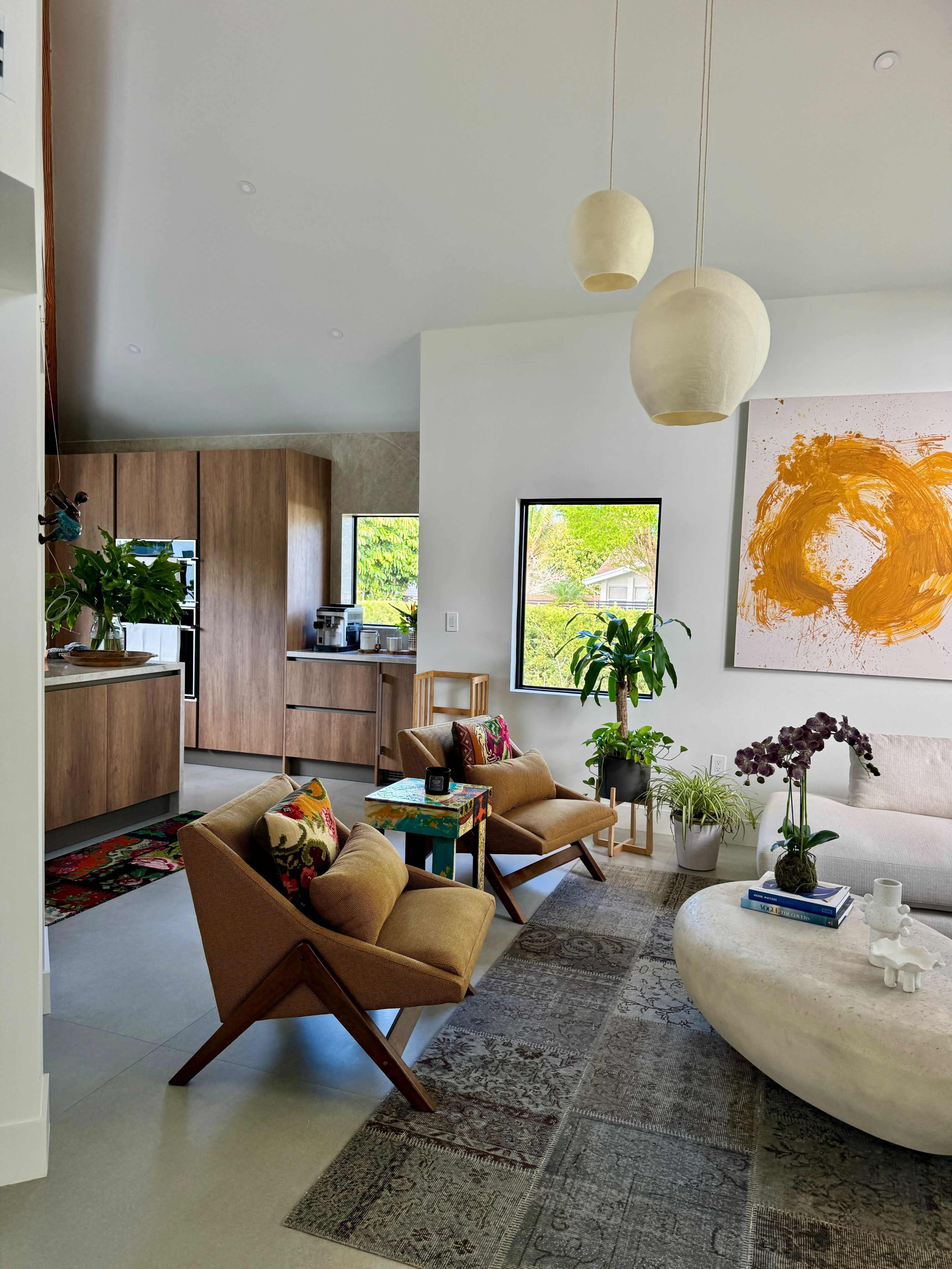 Modern Art-Filled Creative Space — High Ceilings + Natural Light Image in Kendall, Miami, FL