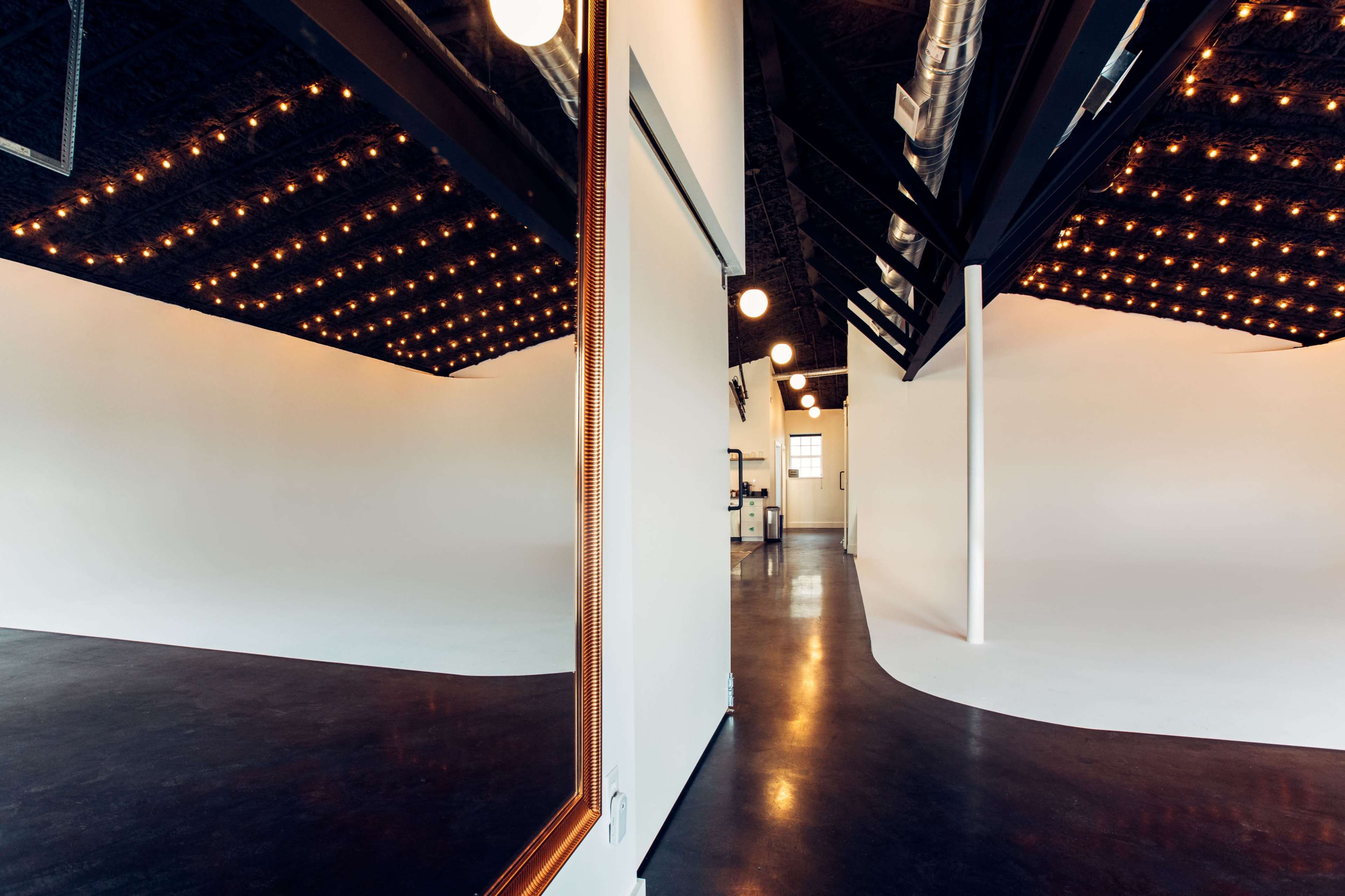 Lanewood Studio - Commercial Photo Studio Image in Lookout Valley, Chattanooga, TN