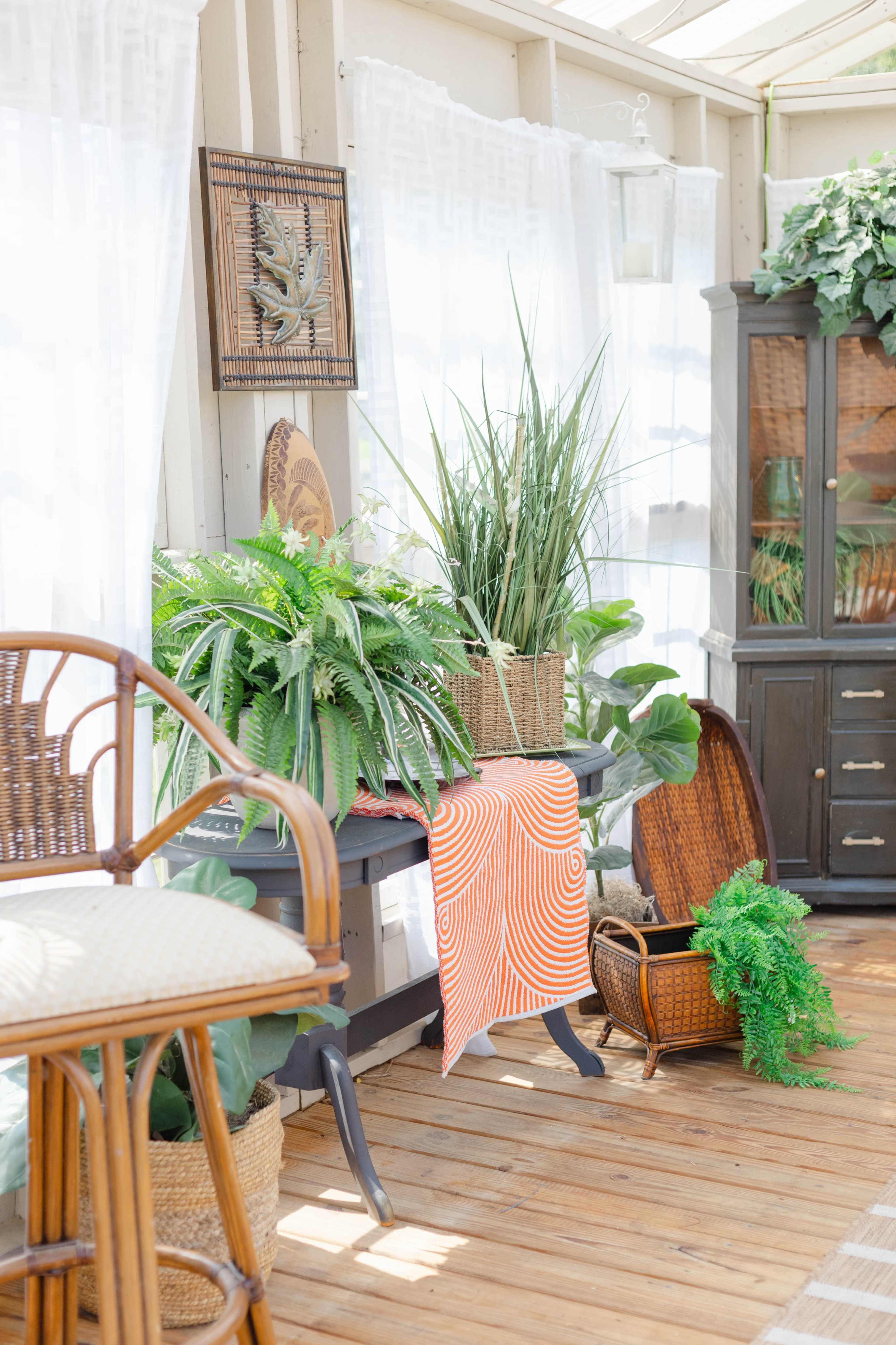 Greenhouse Image in , Plant City, FL