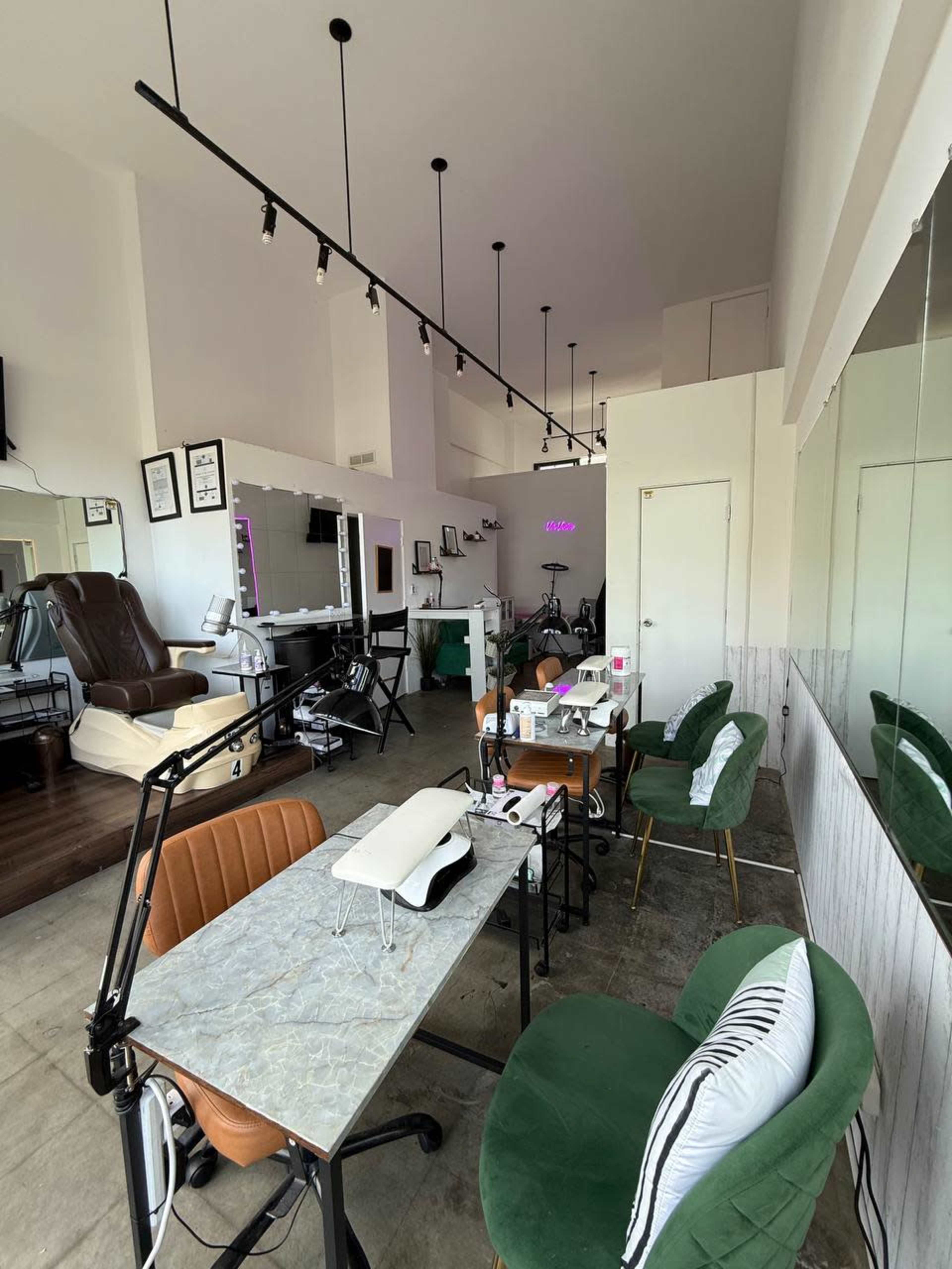 Your Beauty Bar in the Heart of Venice Image in Venice, Venice, CA