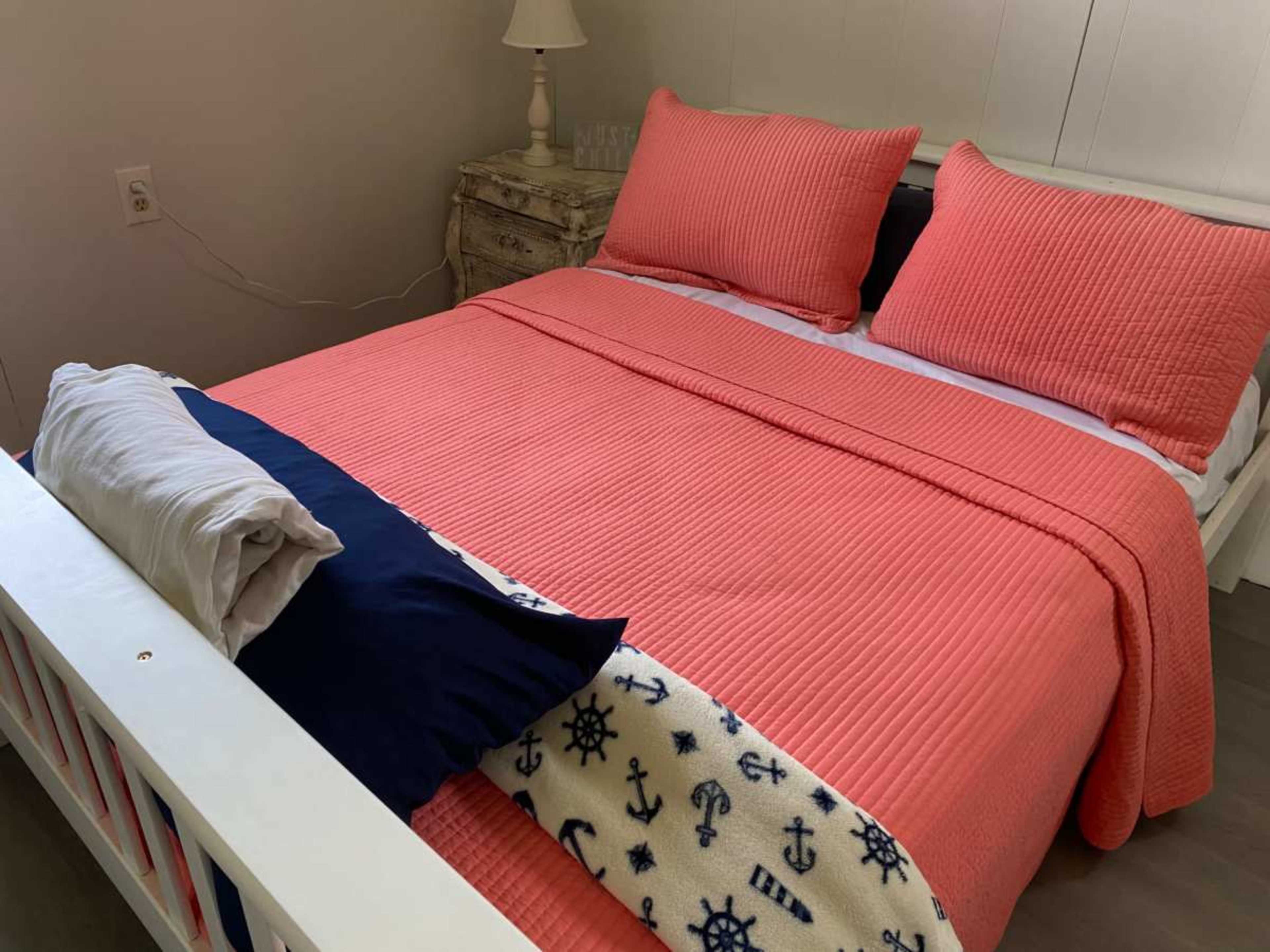 Lakefront Oasis Image in Tippecanoe Township, Leesburg, IN