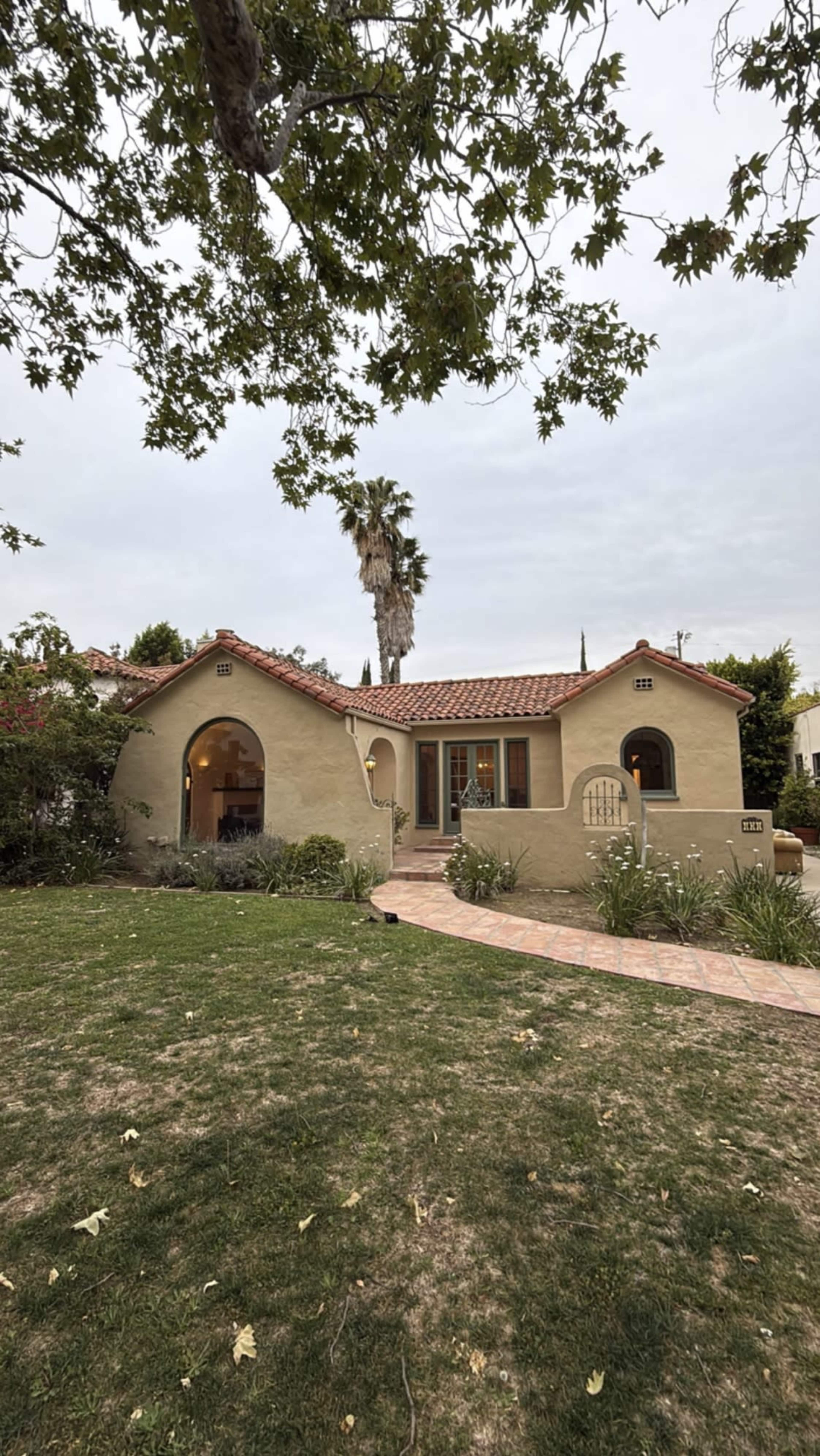 1920s Spanish Cutie (Hancock Park) Image in Hancock Park, Los Angeles, CA