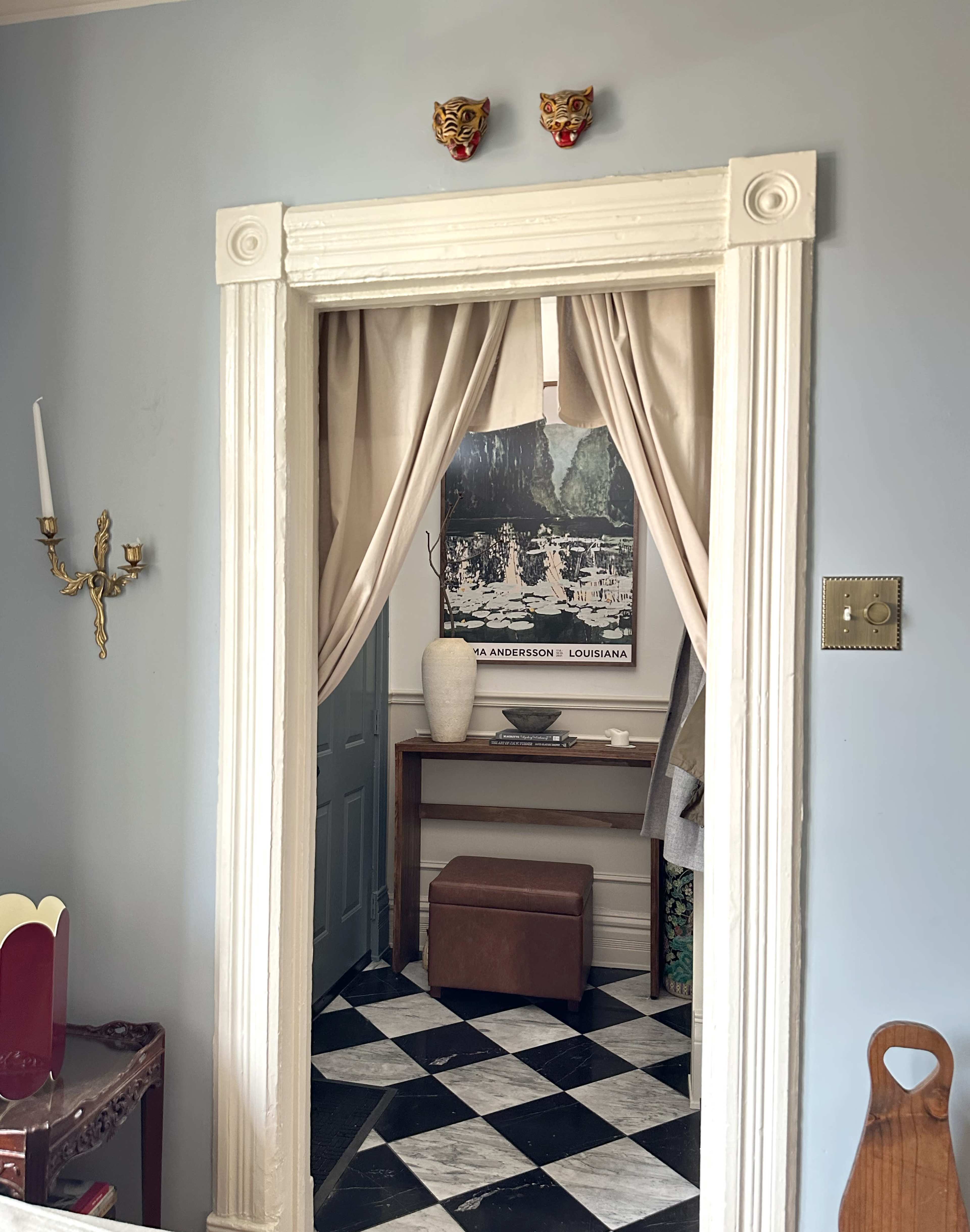 Vintage, Charming Victorian Two-Story Apartment in Chicago for Production Image in West Town, Chicago, IL