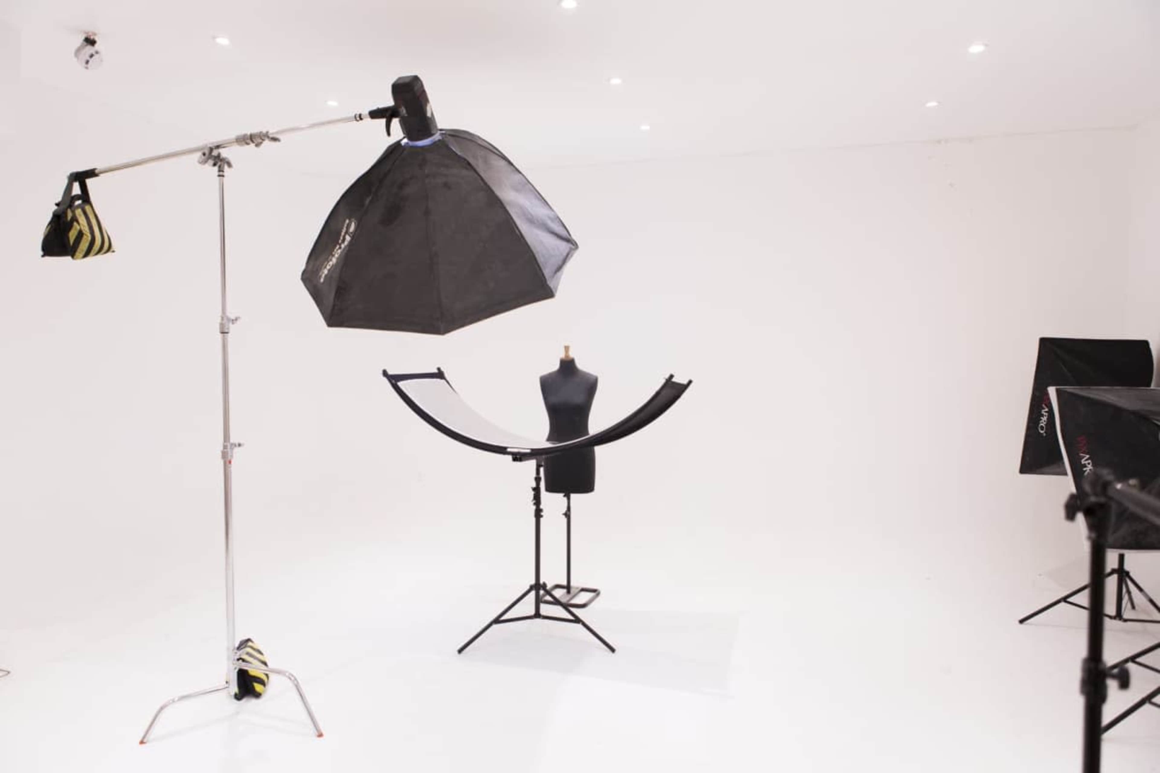 An intimate Workshop or Meeting room  near Stratford City East London Image in Woodford, London, ENG