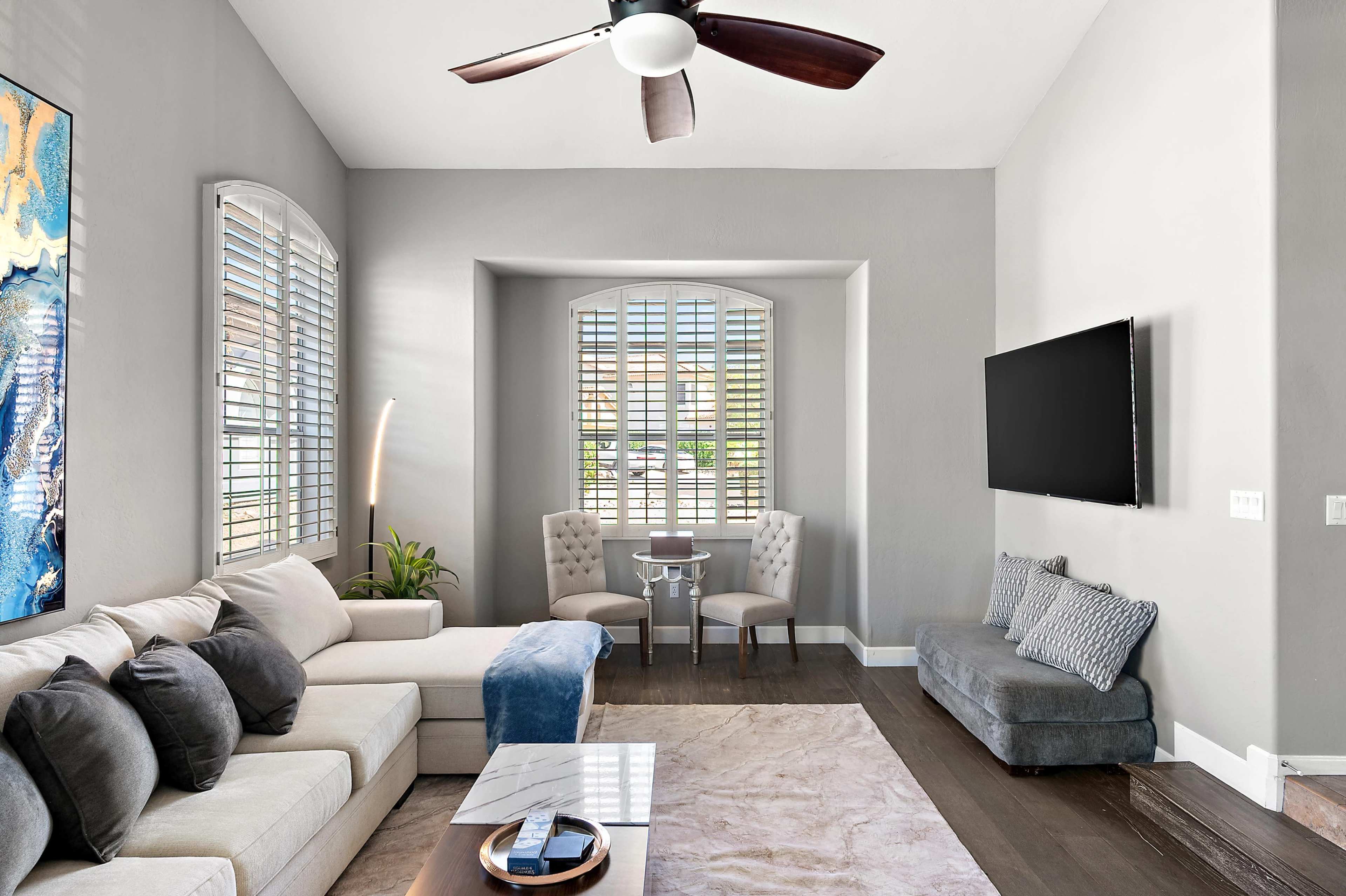 Upscale Desert Sanctuary: Pool, Hot Tub & Elegant Modern Spaces Image in Rio Montana, Scottsdale, AZ