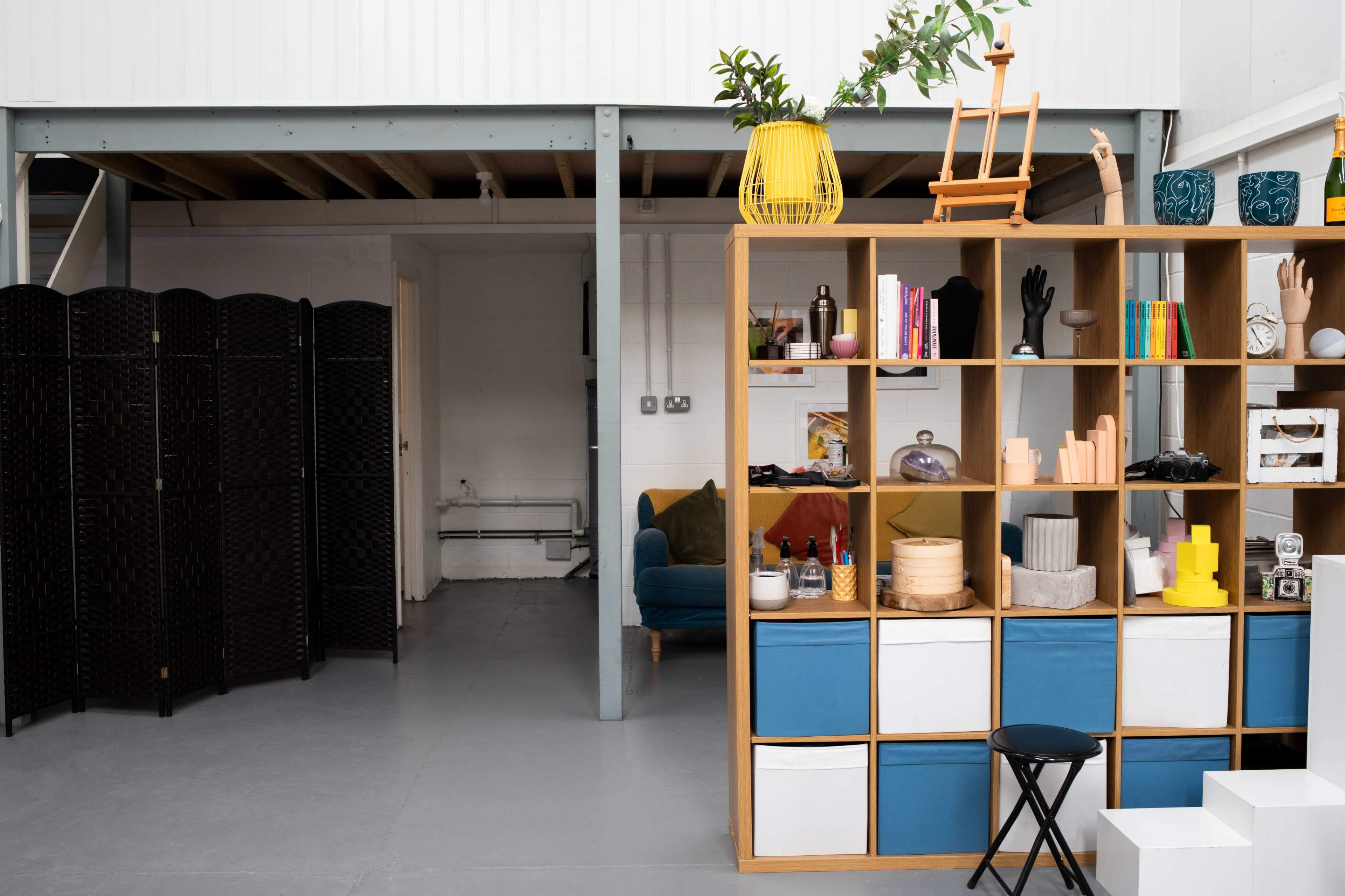 Natural light studio with roller shutter and high ceilings Image in Colchester, Colchester, ENG