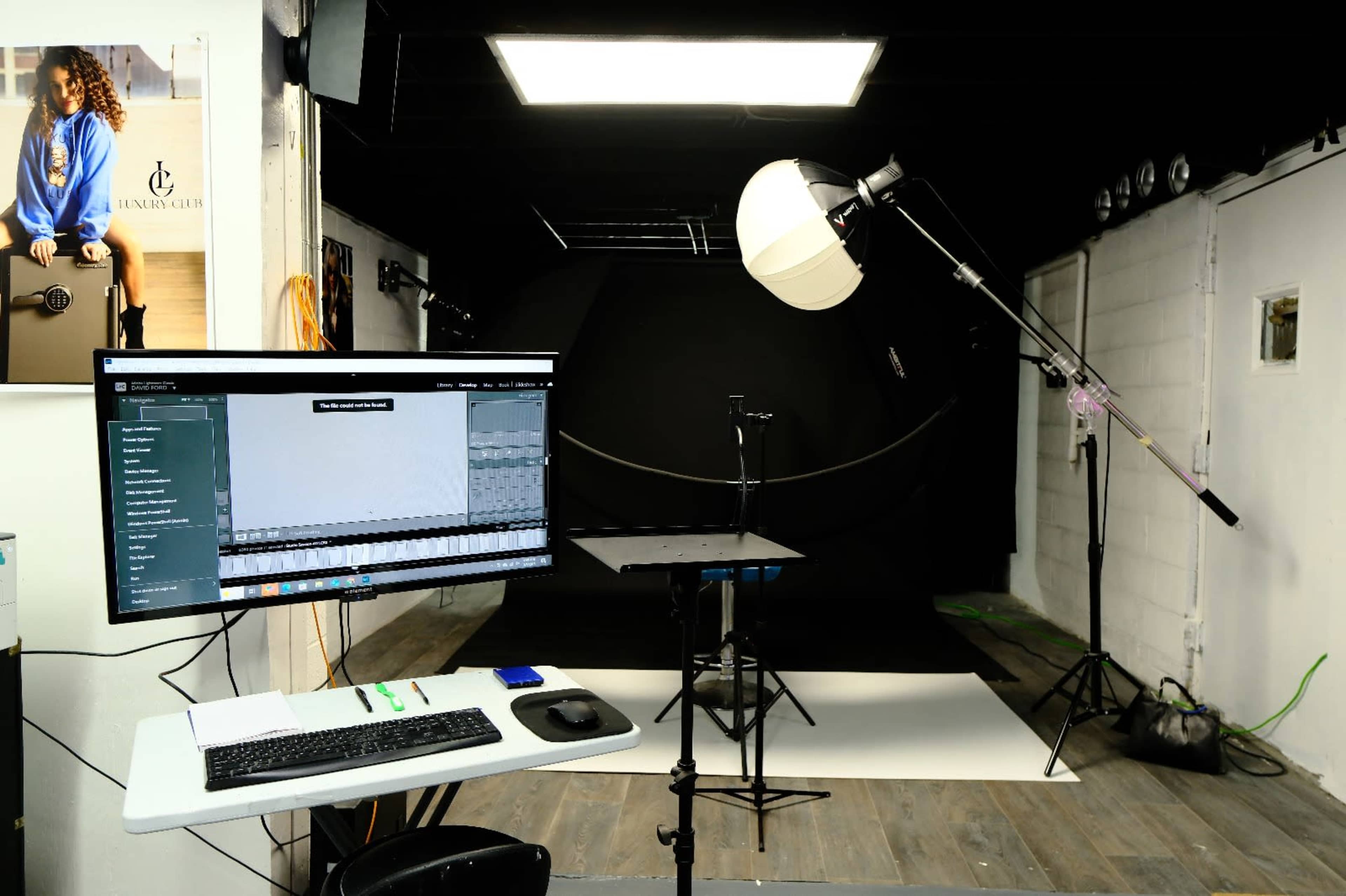 Studio A Image in Bedford, bedford, OH