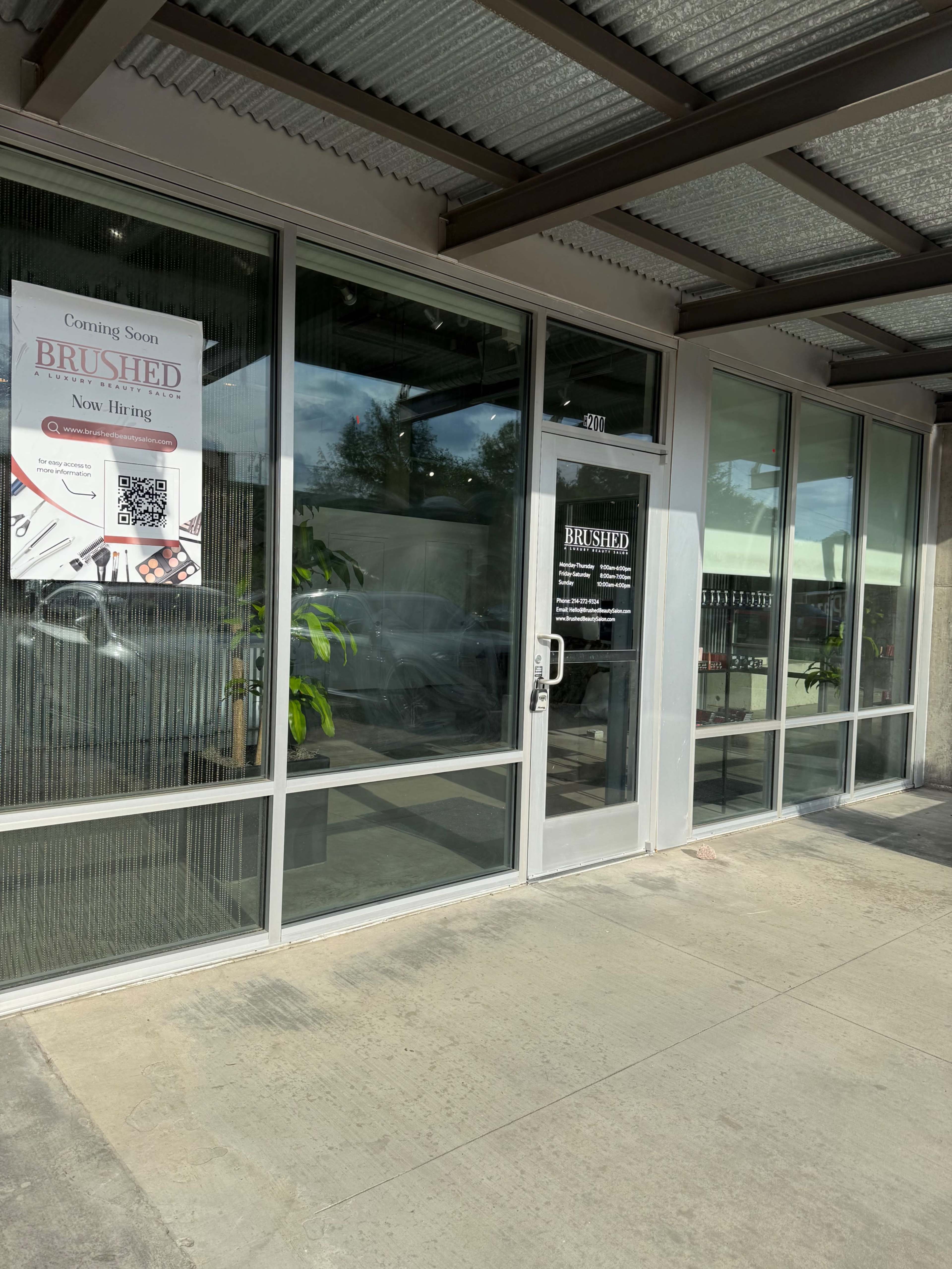 Multi-Use Beauty Salon for Events & Education Image in West Dallas, Dallas, TX