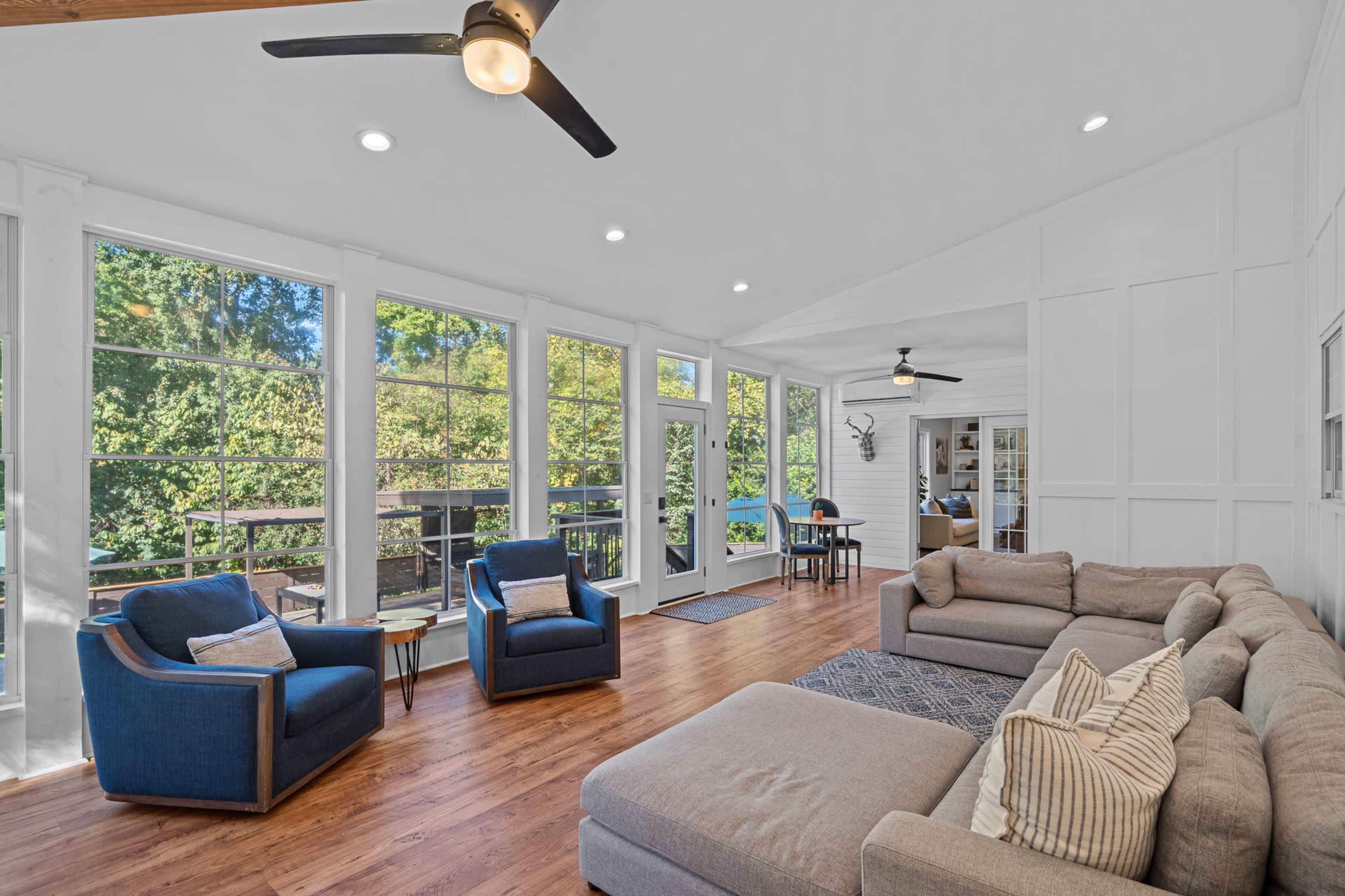 Remodeled Urban Escape - Modern Design Meets Comfort Image in Huntersville, Huntersville, NC