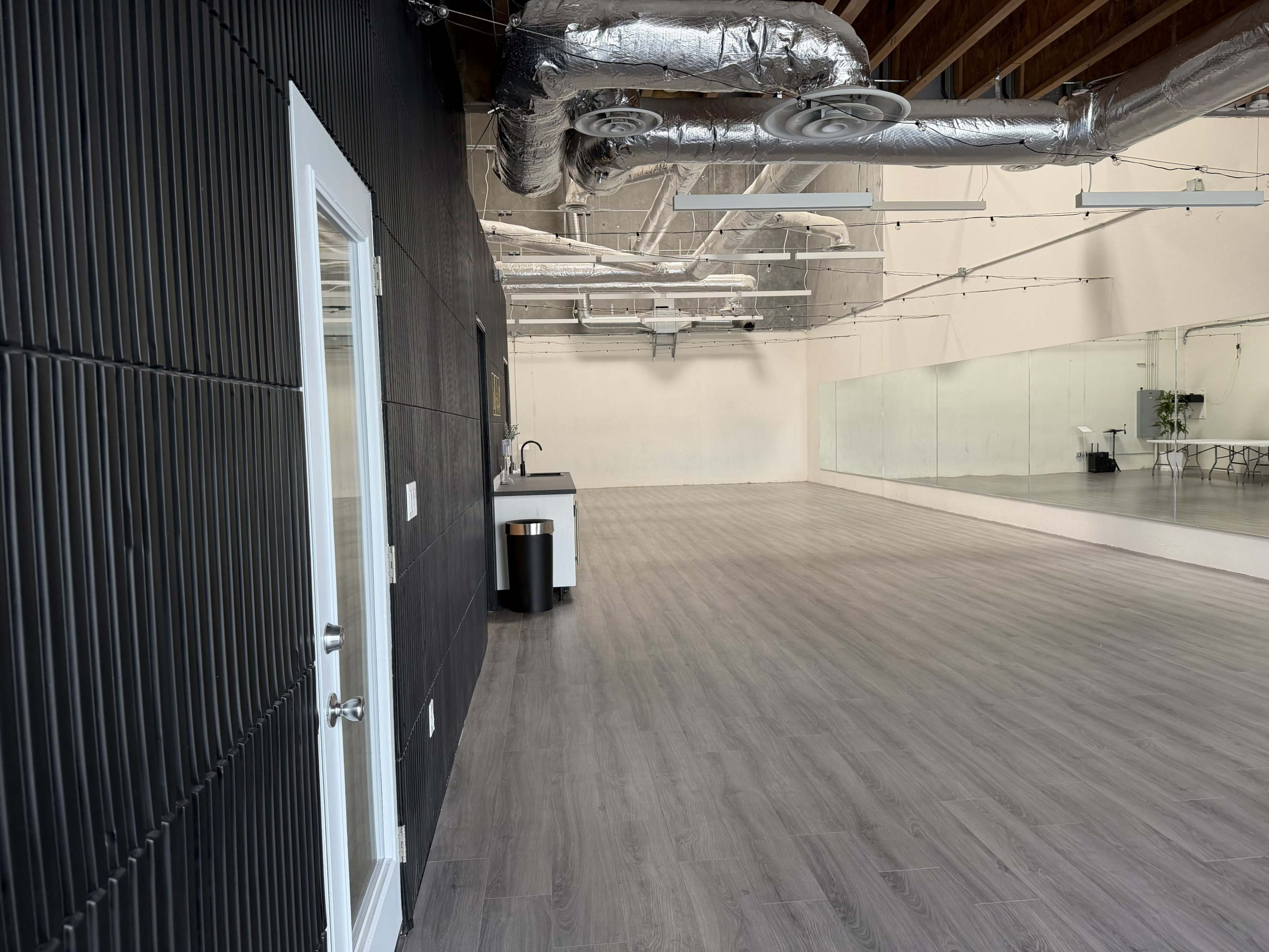 Light-filled Dynamic Studio Image in Eastlake Business Center, Chula Vista, CA