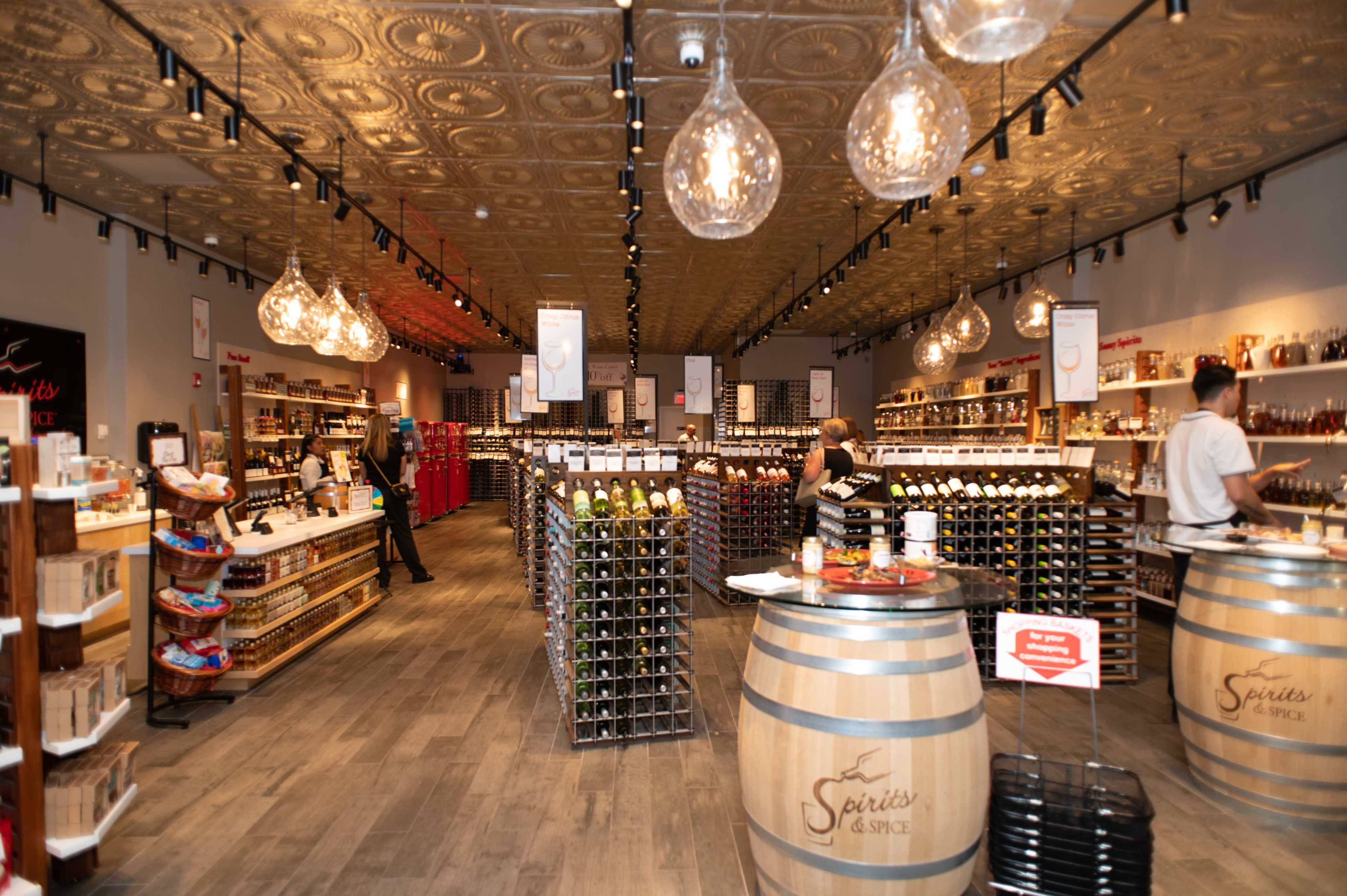 Storefront with Tasting Experience - Oakbrook Image in York Township, Oak Brook, IL