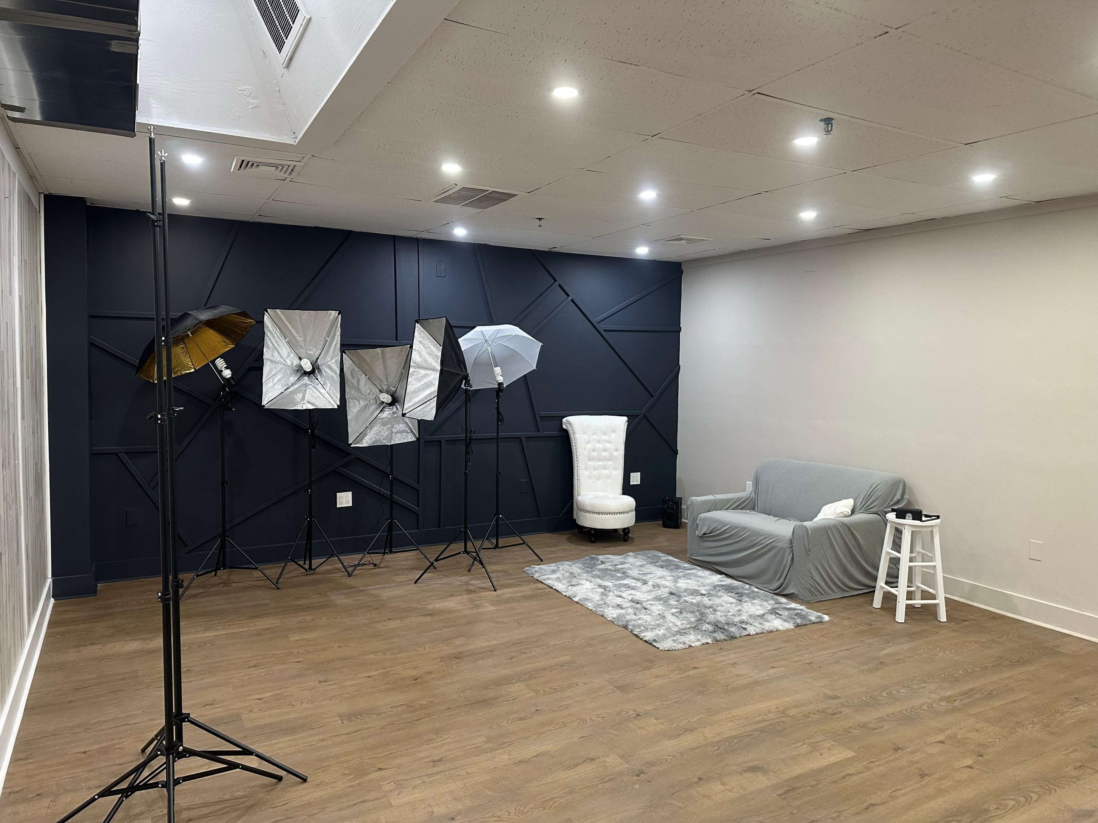 Spacious Photo studio in Trenton NJ Image in Chambersburg, Trenton, NJ