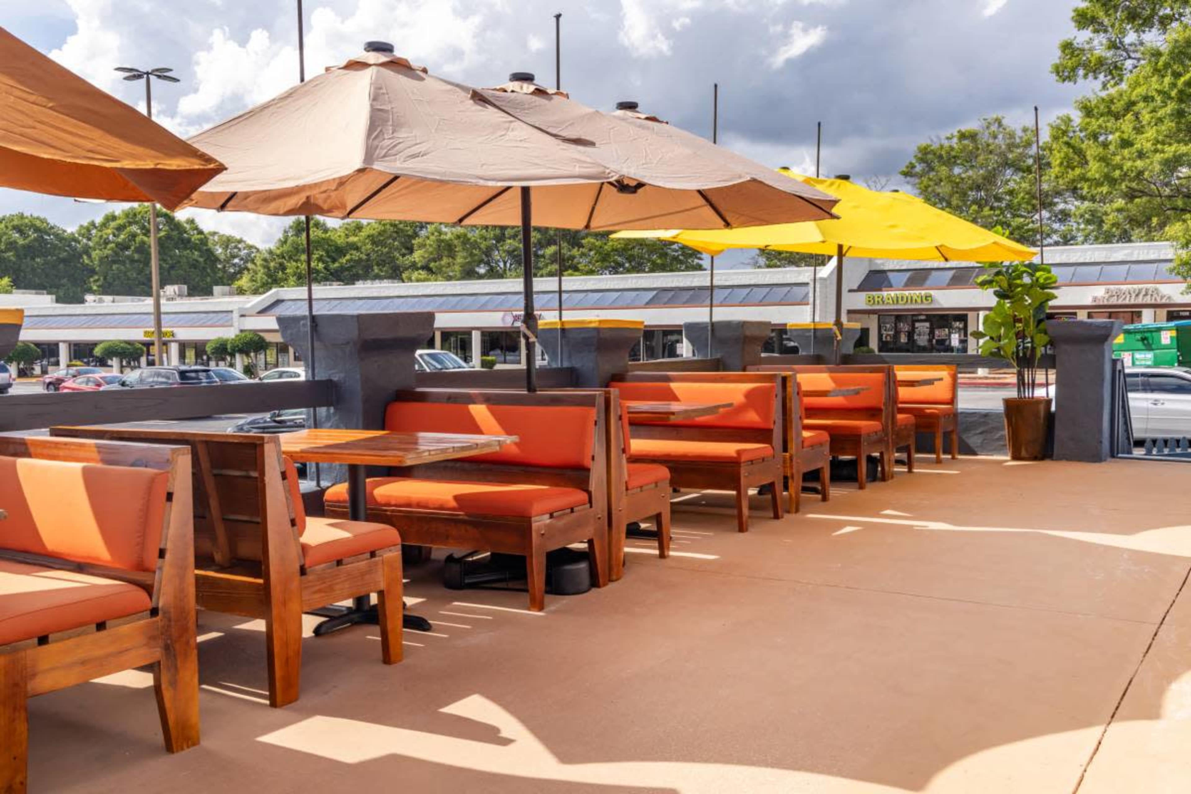 Full Outside Patio of Traditions Global Cuisine Image in Morrow, Morrow, GA
