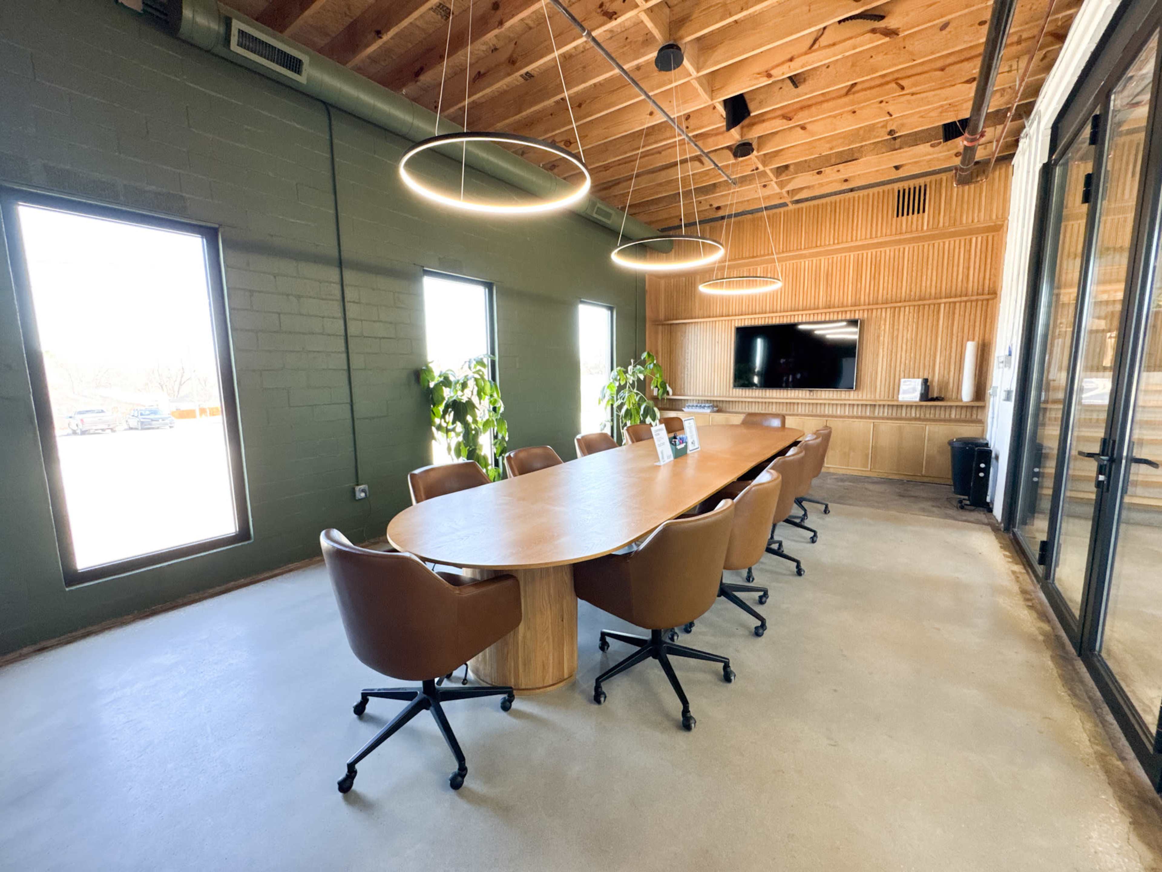 Downtown Rogers, fully furnished and equipped Meeting Room for up to 16 people Image in Rogers, Rogers, AR