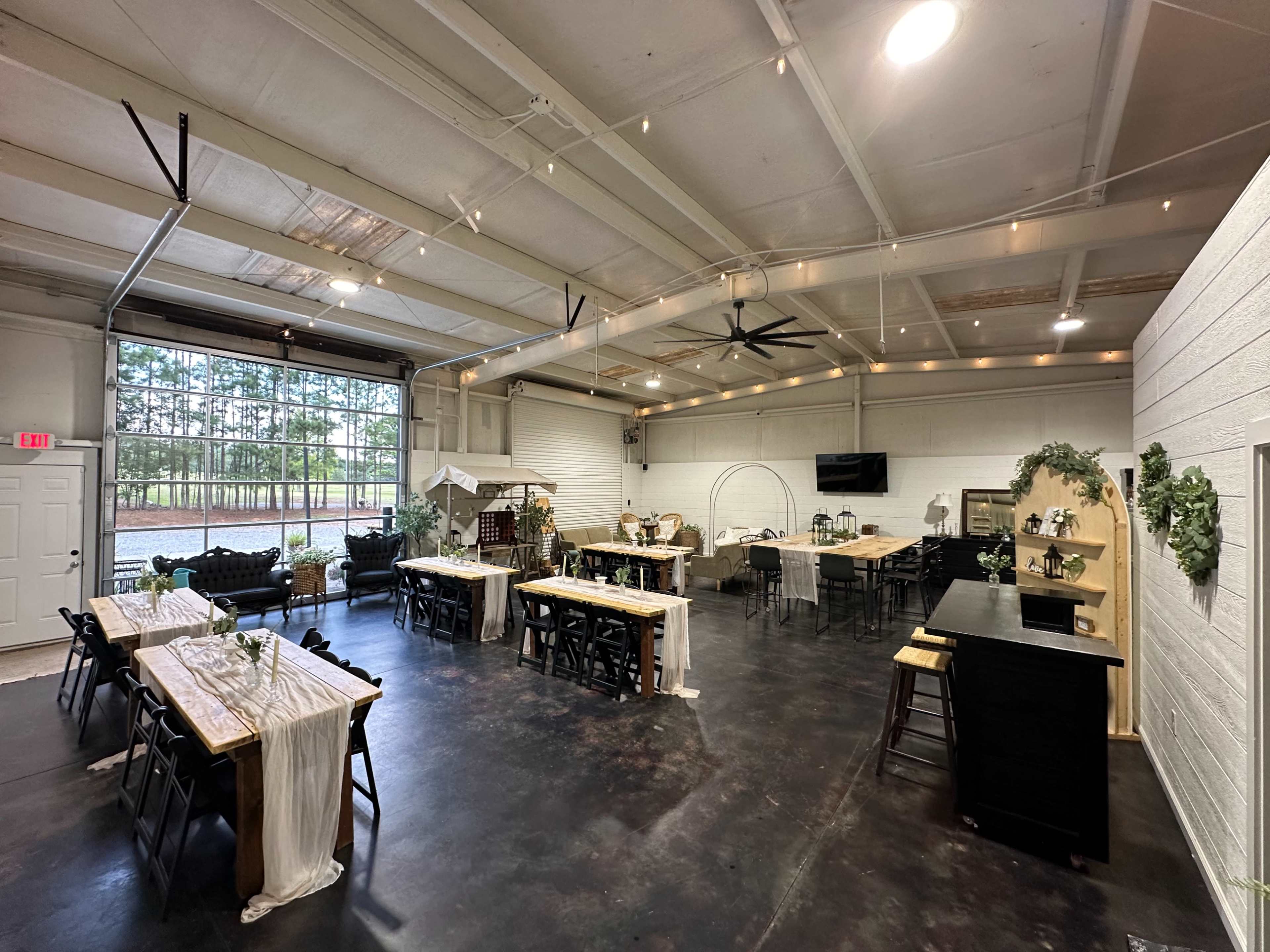 Private Studio Warehouse Surrounded by Woods and Fields Image in , Williamson, GA