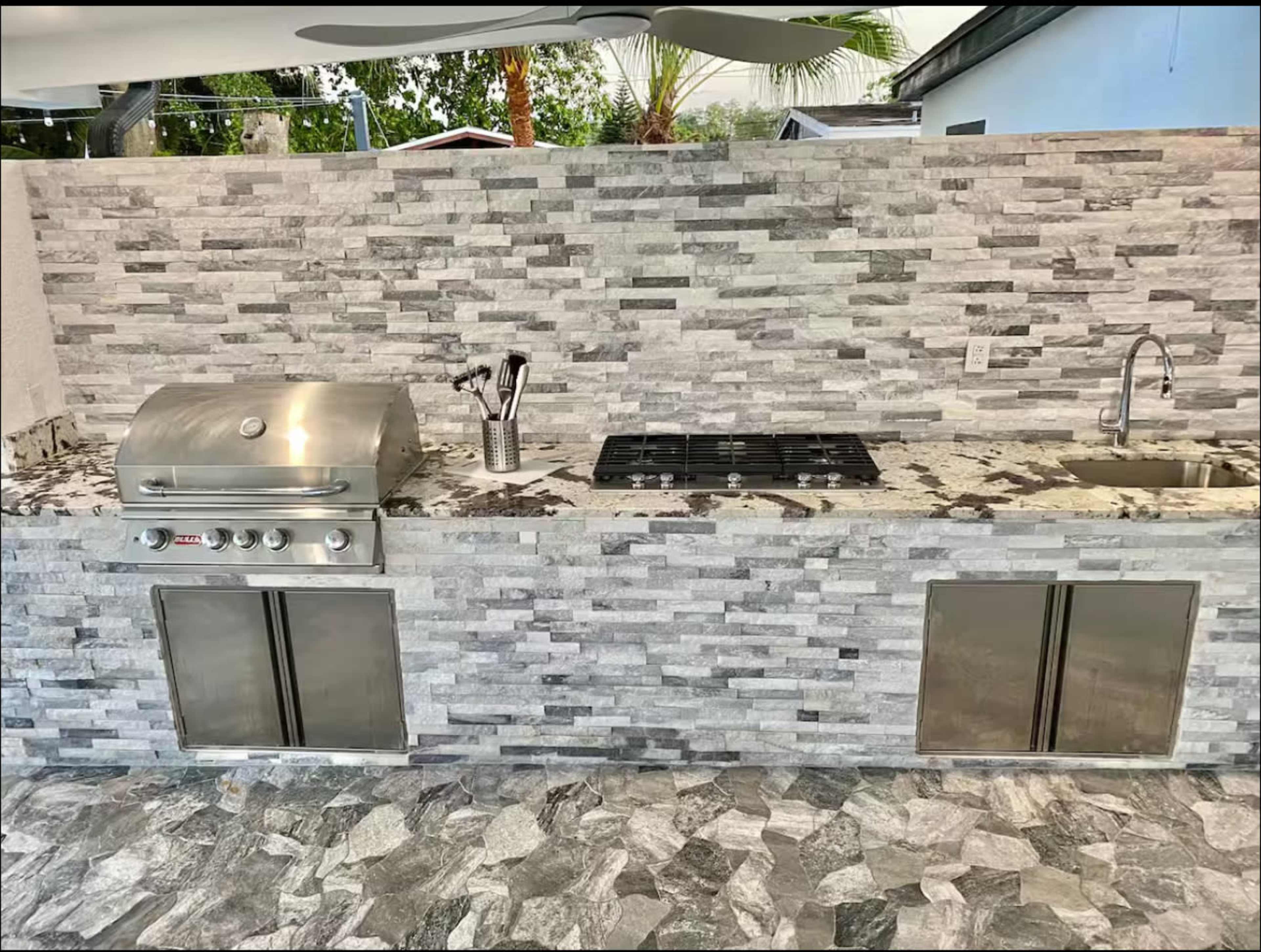 Heated Pool & Outdoor Kitchen Retreat Image in , Orlando, FL