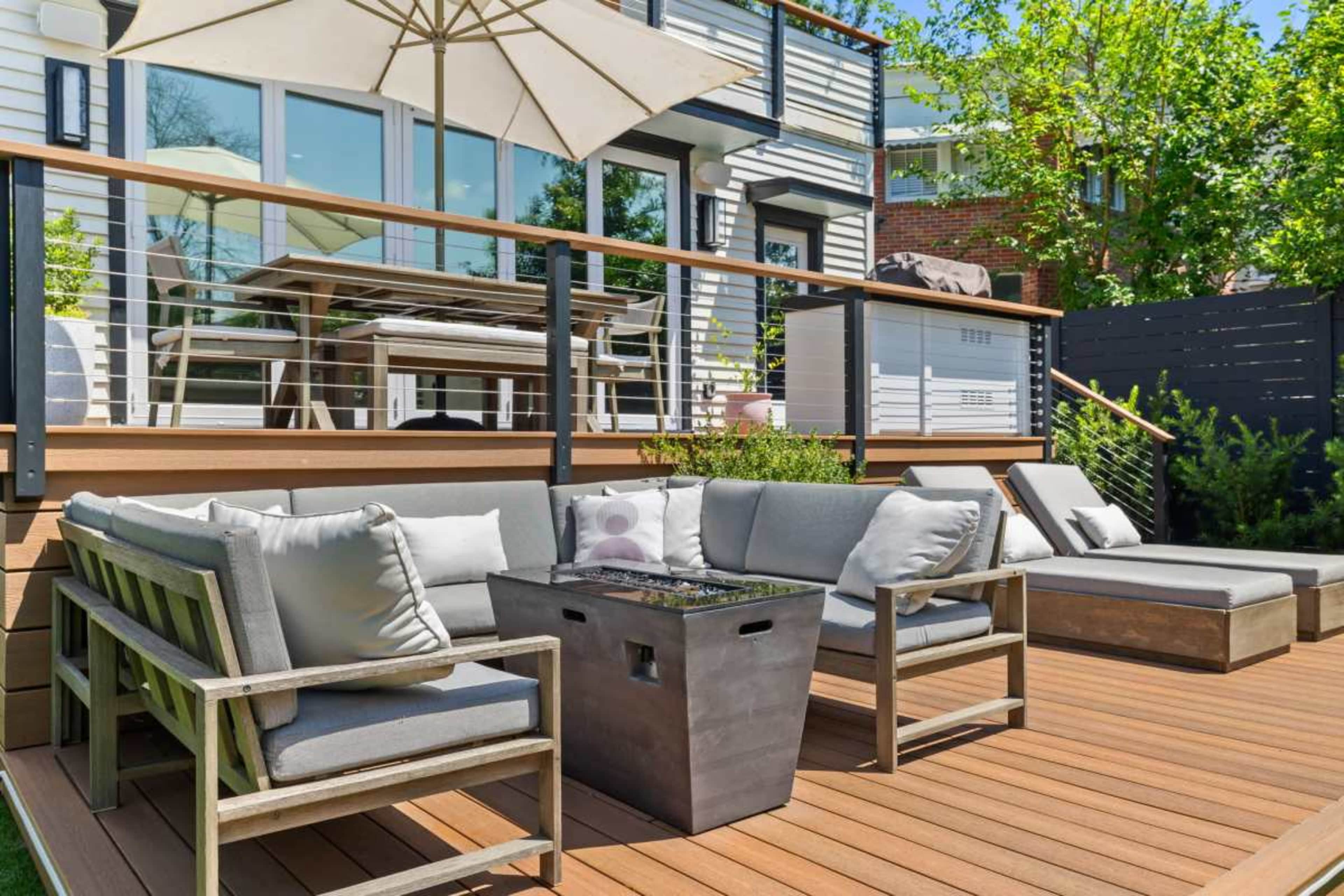 Stylish Charleston OASIS Image in Westside, CHARLESTON, SC