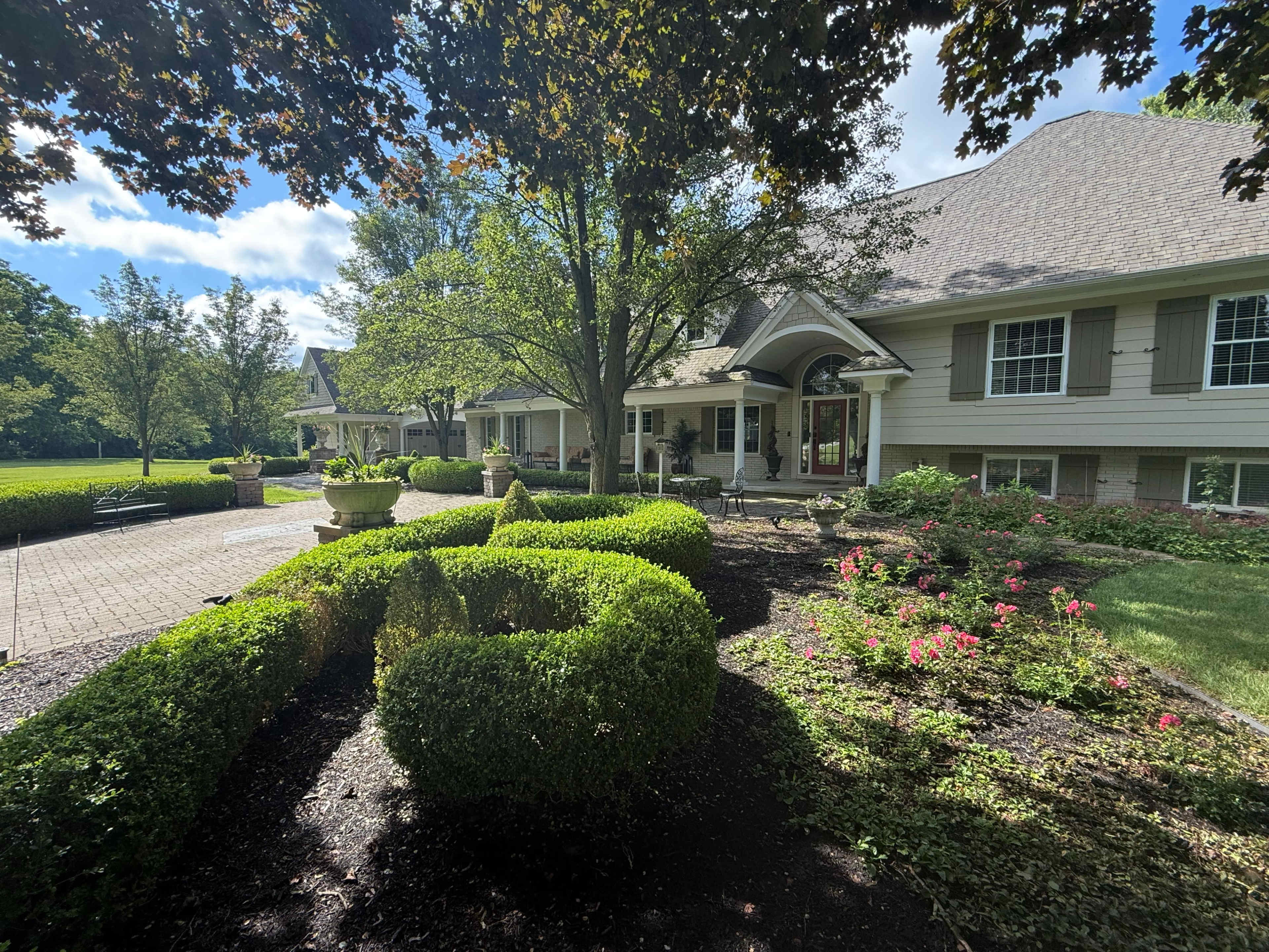 Outdoor French Country Courtyard near the historic Village of Romeo,  perfect for casual or formal gatherings. Image in Bruce Township, Romeo, MI
