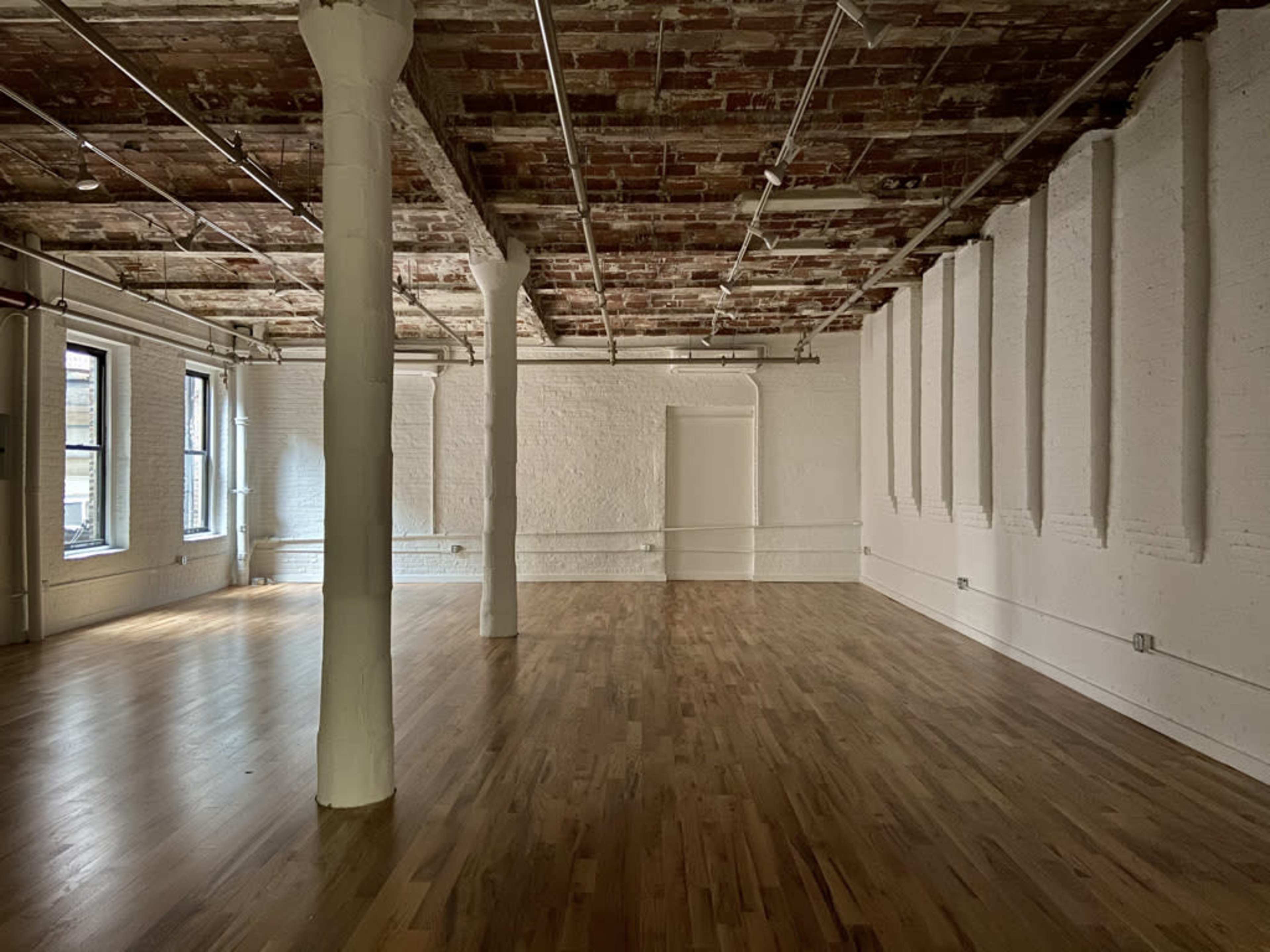 Beautiful, Large Multi-Use Dumbo Loft Image in Dumbo, Brooklyn, NY
