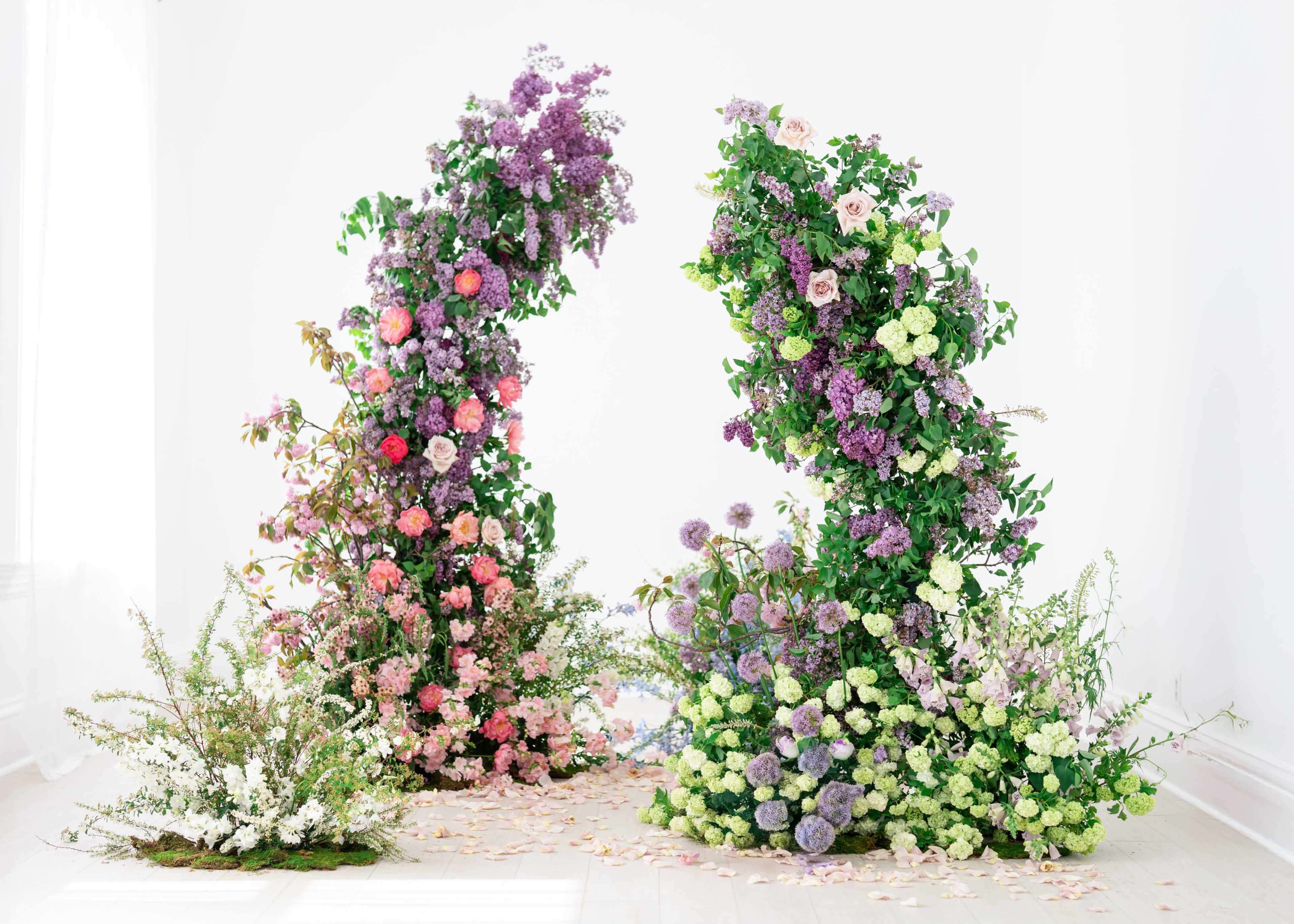 white light and airy studio with Large windows and vaulted ceilings. historical building Image in Benicia, Benicia, CA