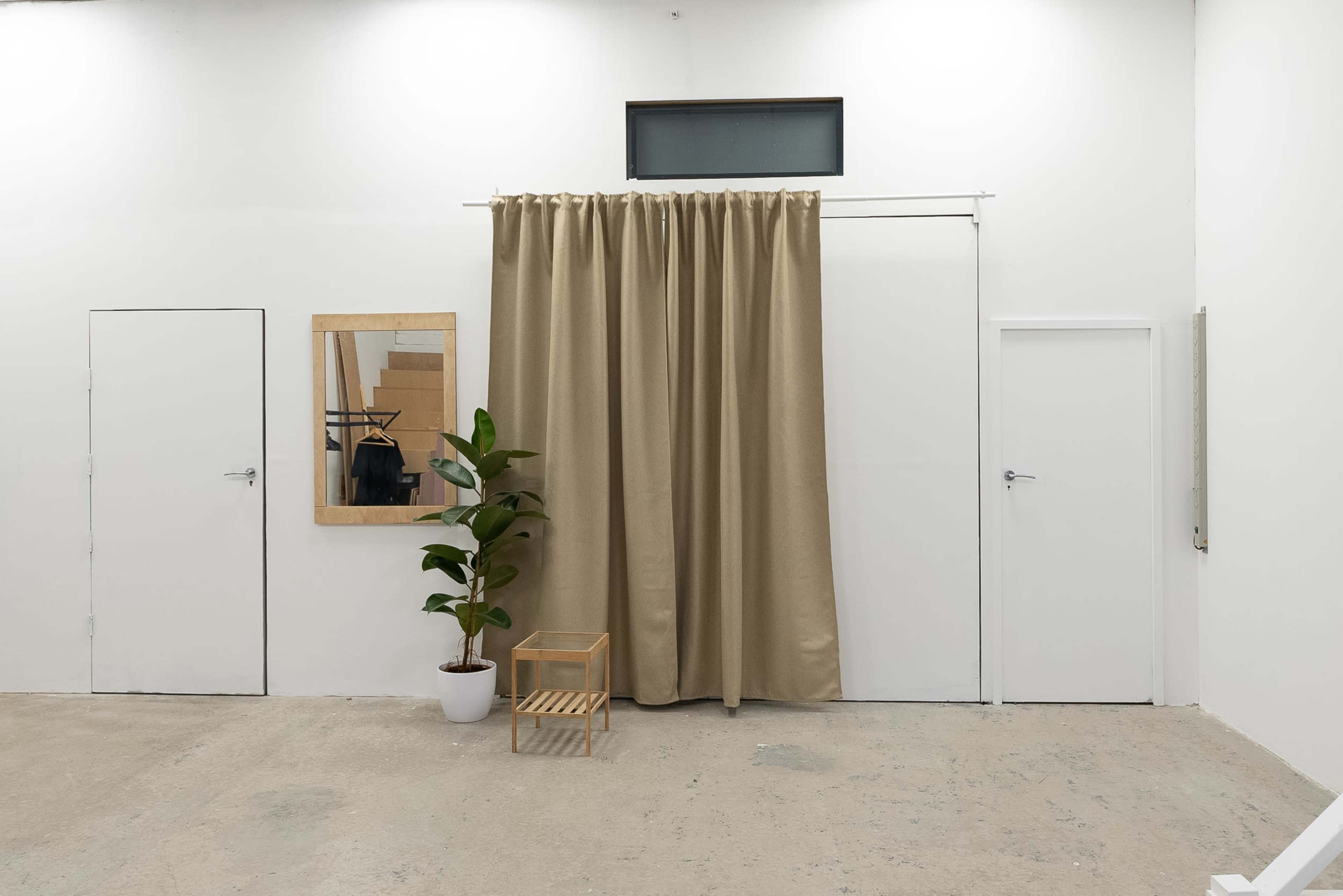 Photo Studio in Bristol, A versatile space includes multiple shooting areas, movable furniture, a range of backdrops, and Colorama options Image in Bishopston, Bristol, ENG