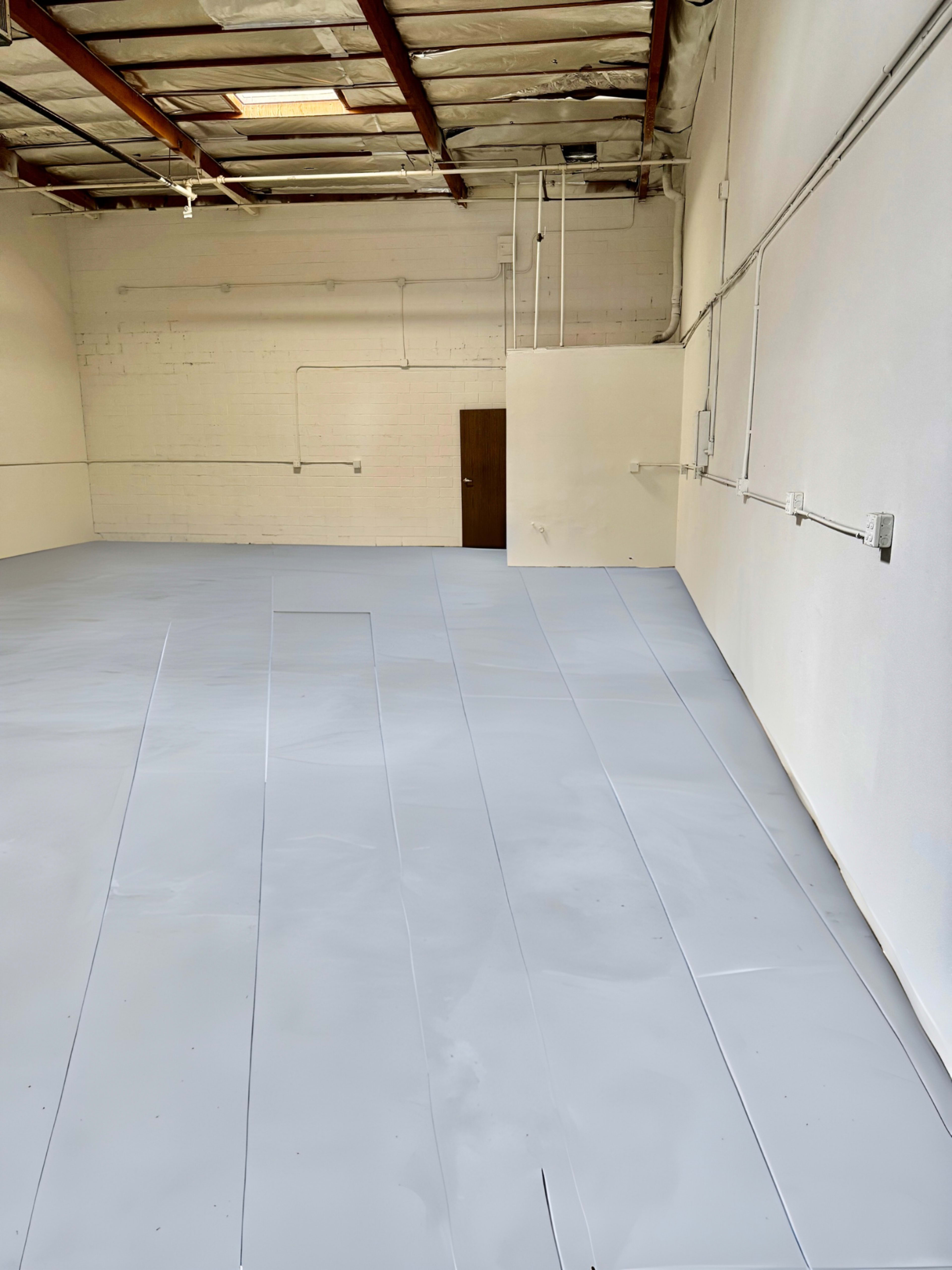 MULTI-PUPOSE SPACIOUS WAREHOUSE Image in Upland, Upland, CA