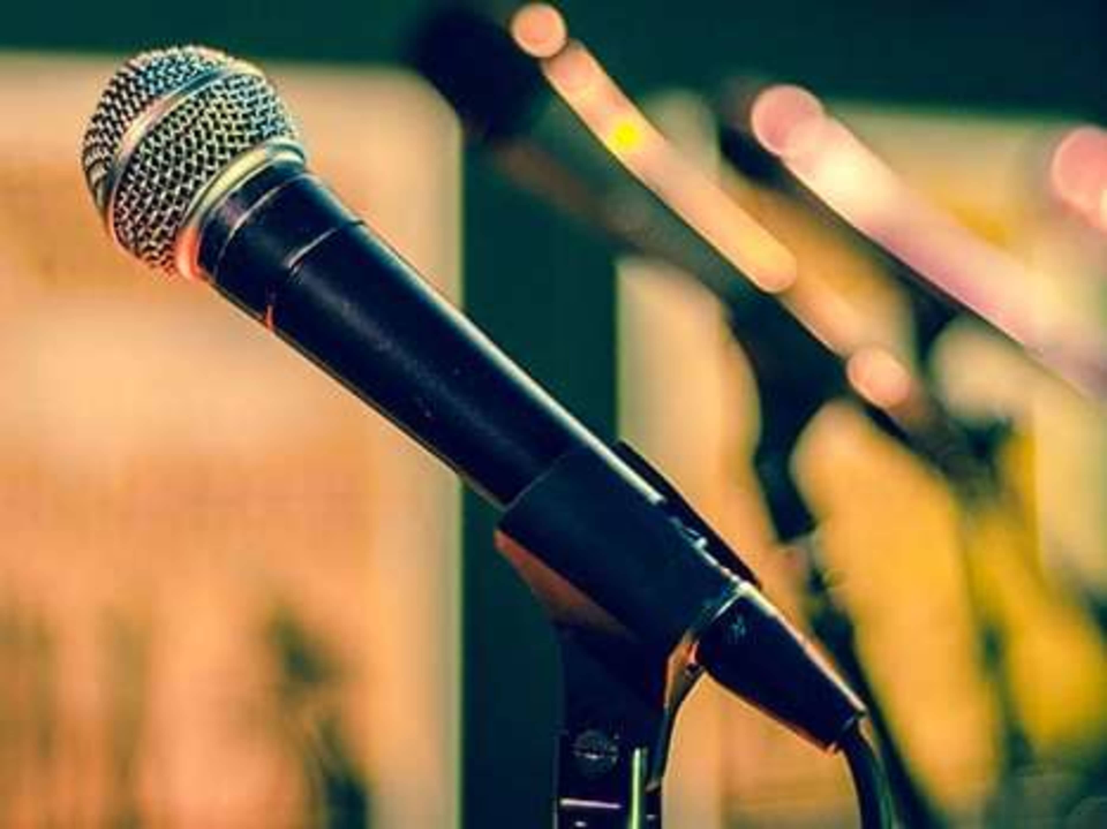 Microphones & Stands