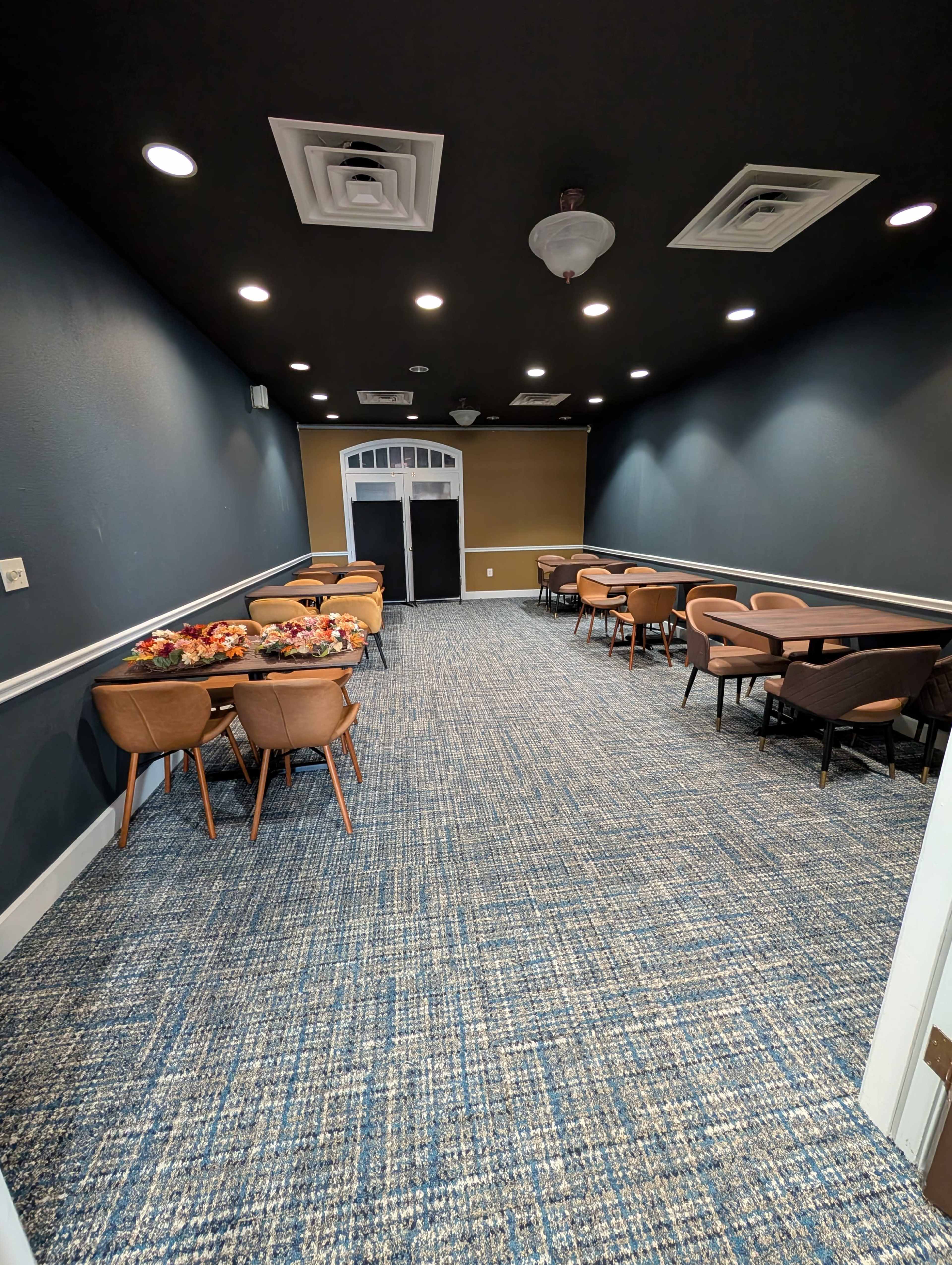 Cozy Private Room in a Brunch Café Image in Duluth, Duluth, GA, GA