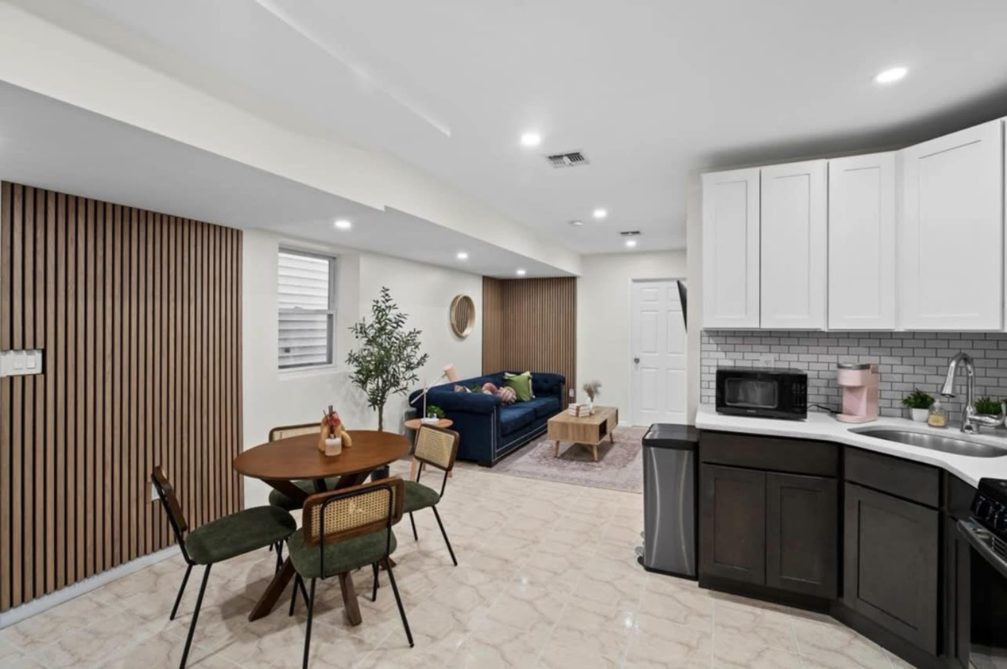 Clean and tasteful designed 1 br apartment 3 min walk from the train Image in Bergen-Lafayette, Jersey City, NJ