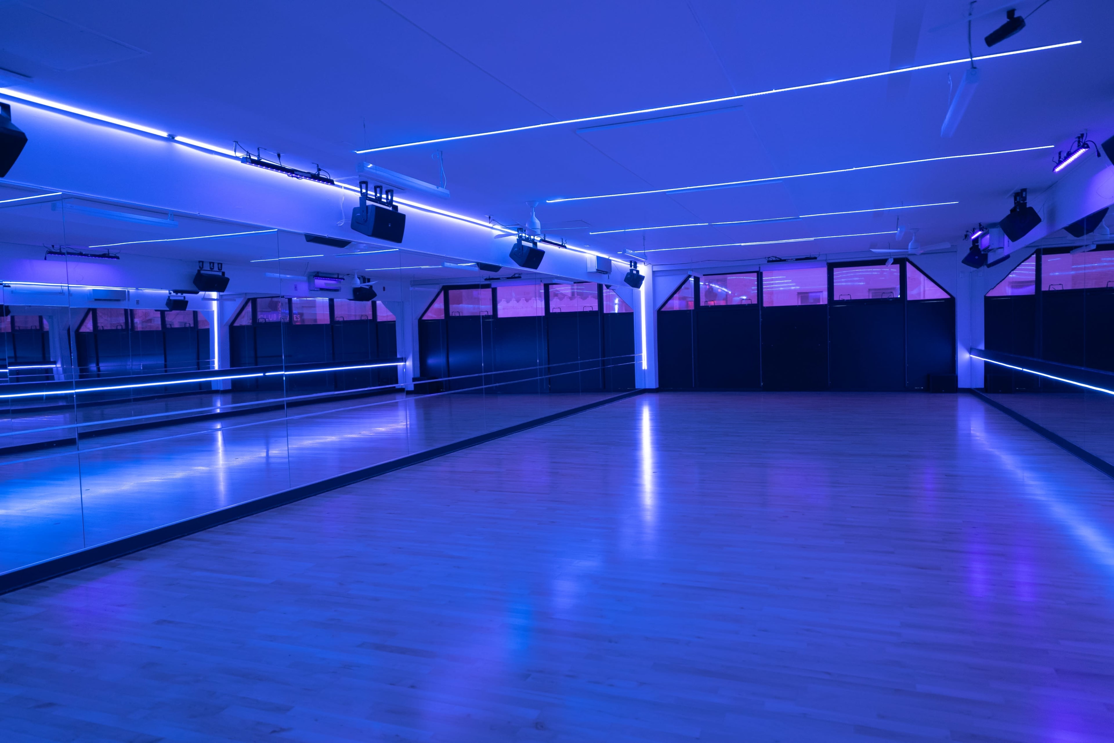 Center City Dance Studio w/ speakers and lighting Image in Center City, Philadelphia, PA