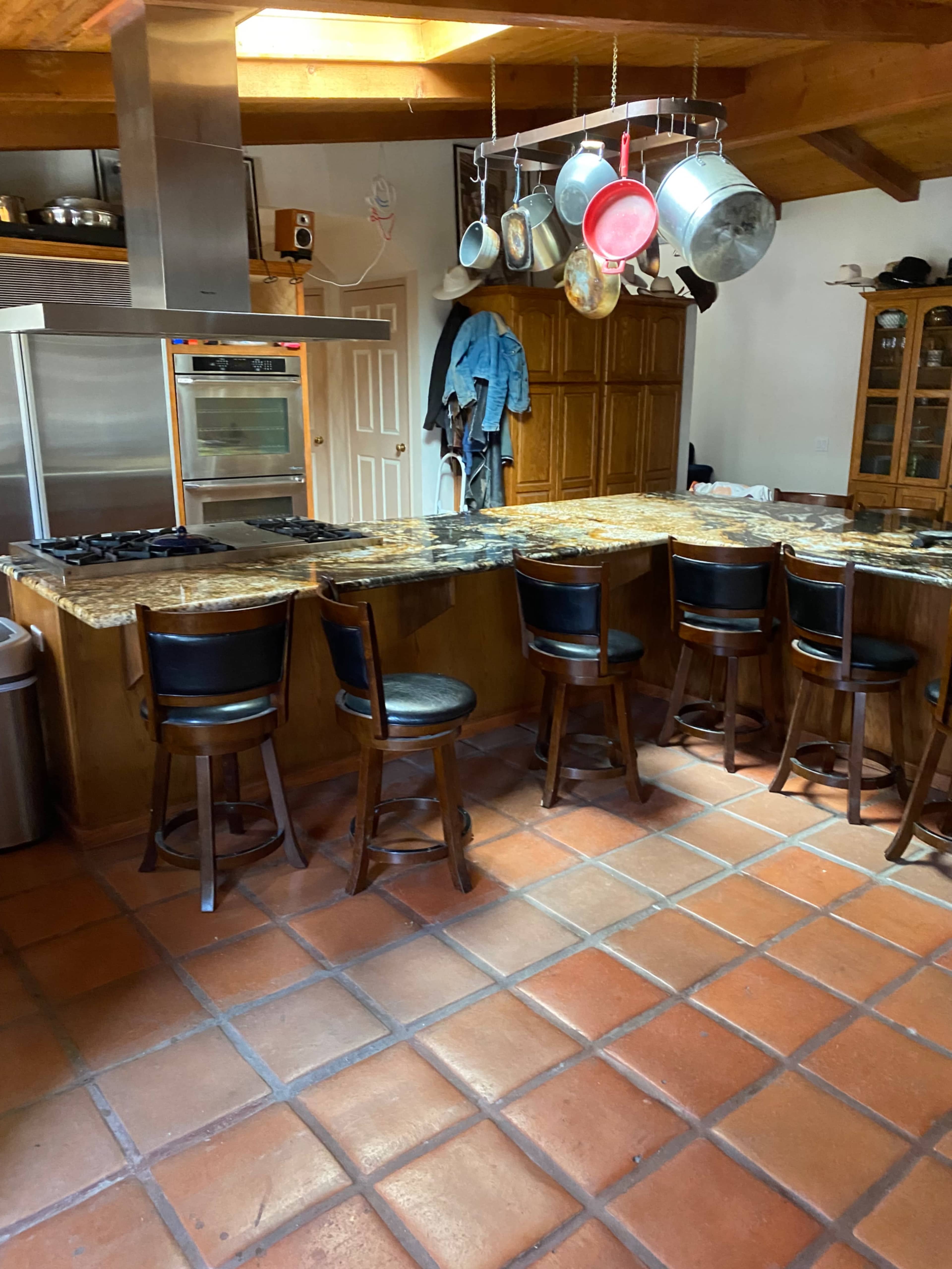 Modern Horse Ranch with access to horses Image in Shadow Hills, Sunland, CA