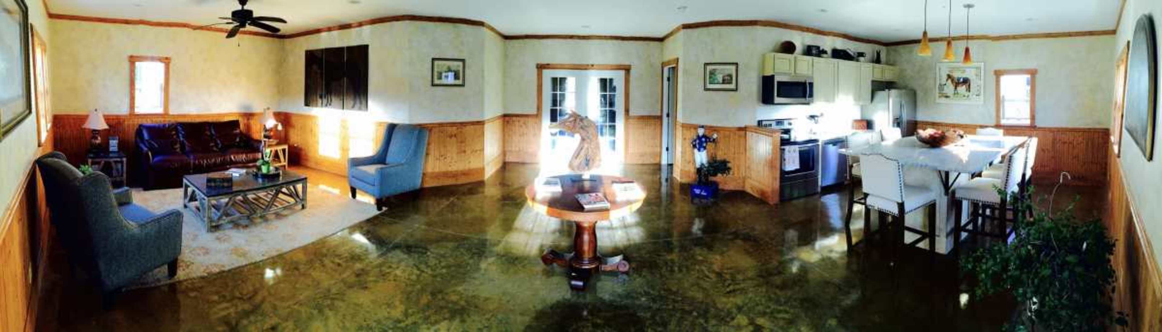 Elegant Equestrian Property Barn With Cottage Farmhouse Homes and Pond On Site Image in , Waxhaw, NC