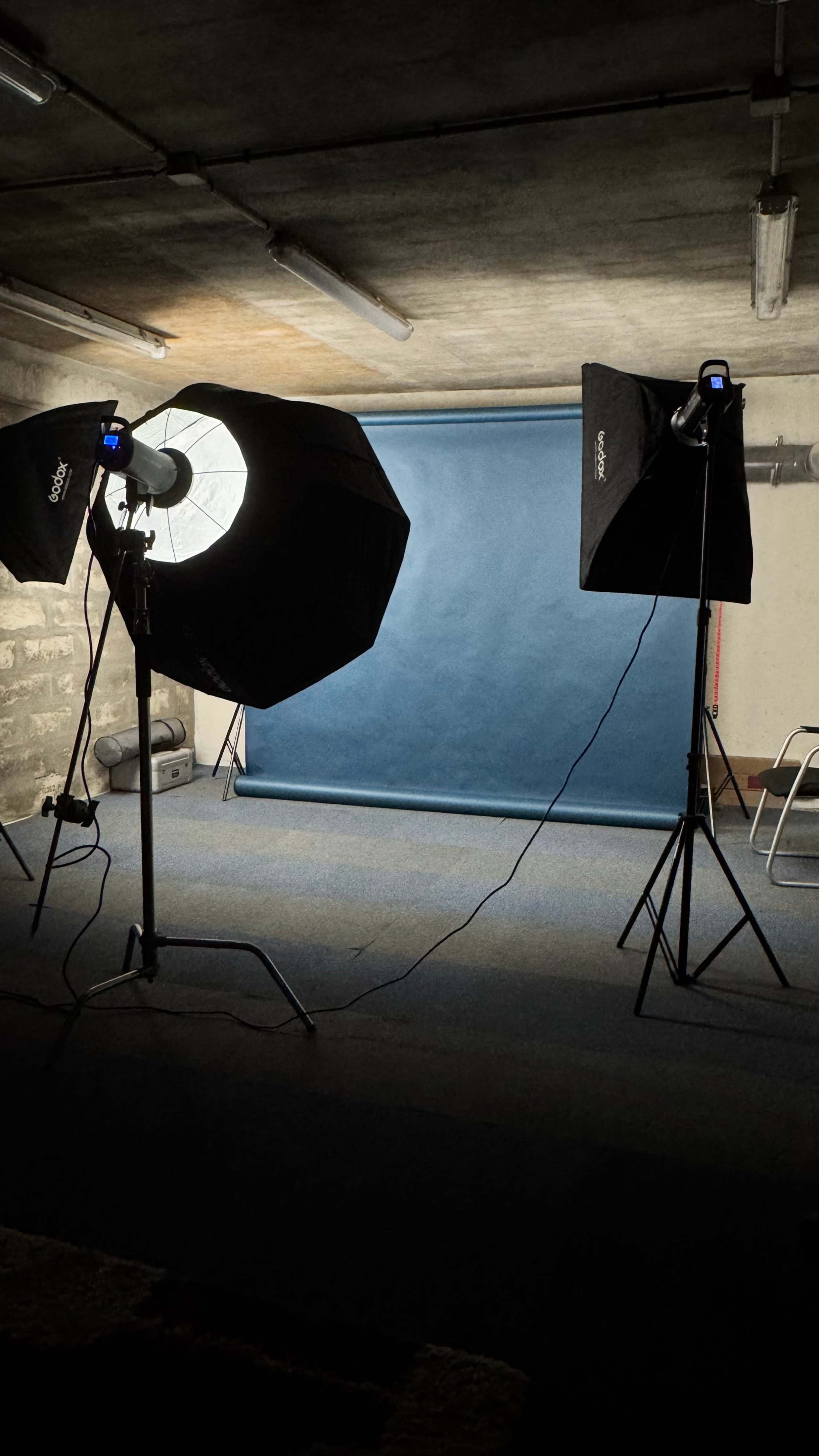 Studio photo au style brut Image in Bécon-les-Bruyères, Asnières-sur-seine
