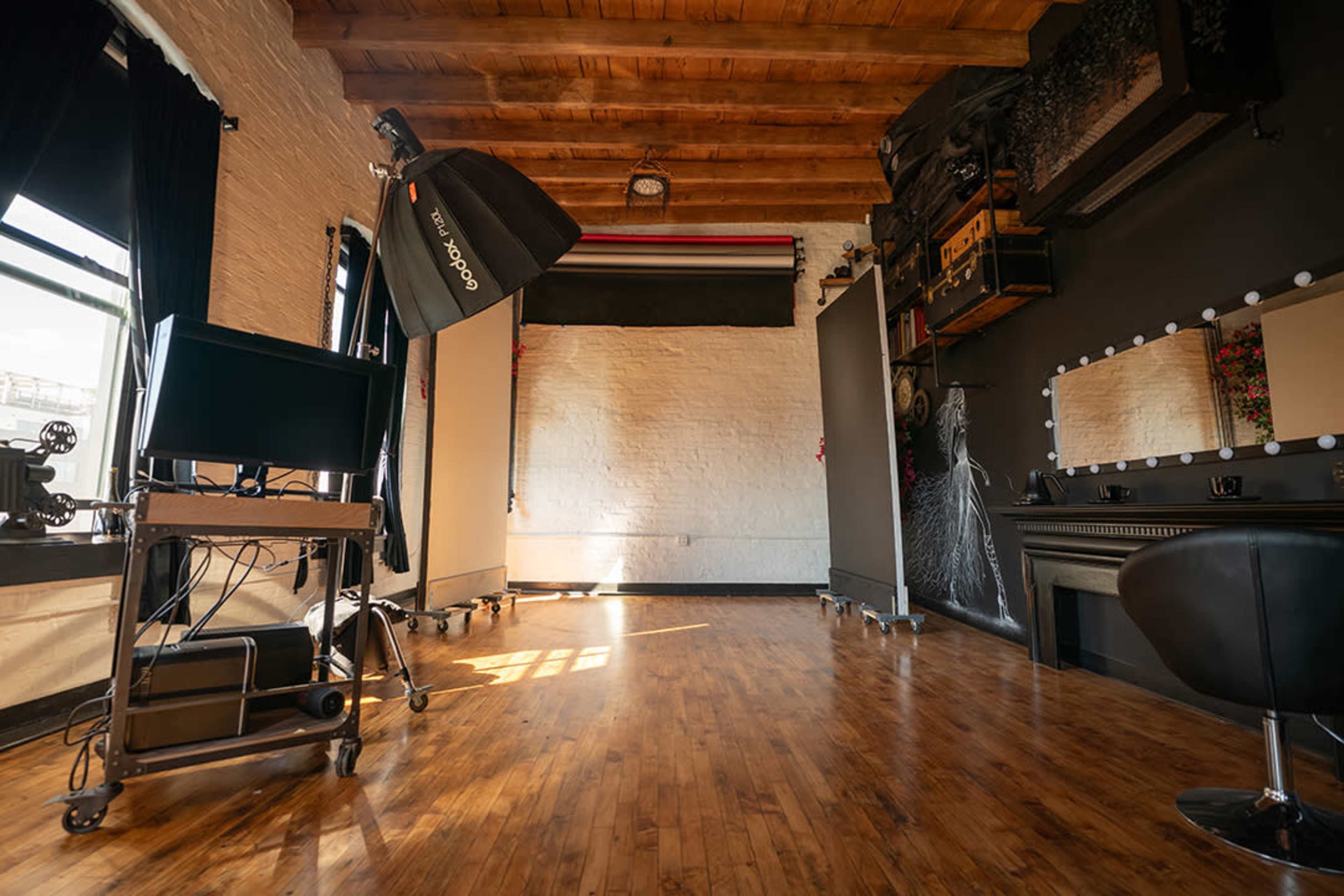 Fishtown Loft with Skyline view Image in North Philadelphia, Philadelphia, PA
