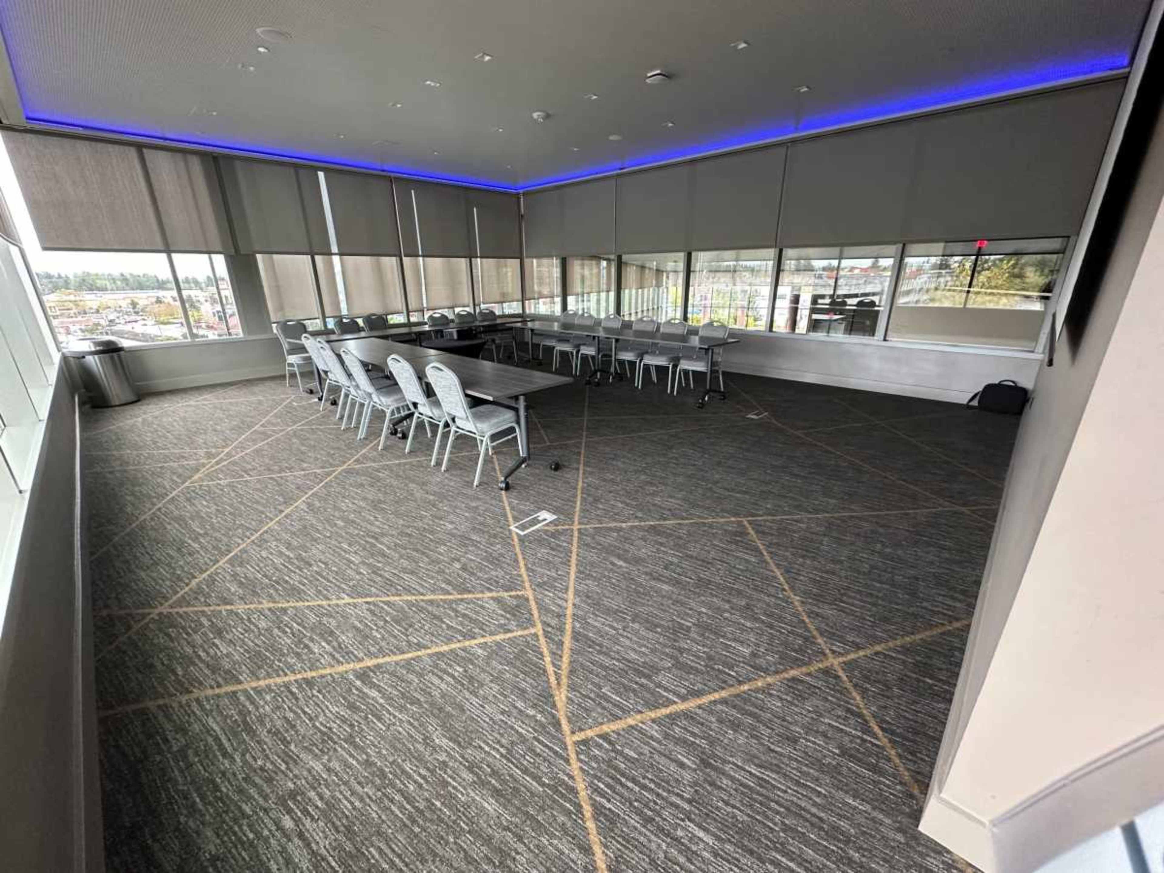Vibrant, Modern Meeting Spaces with Mount Rainier Views Image in Federal Way, Federal Way, WA