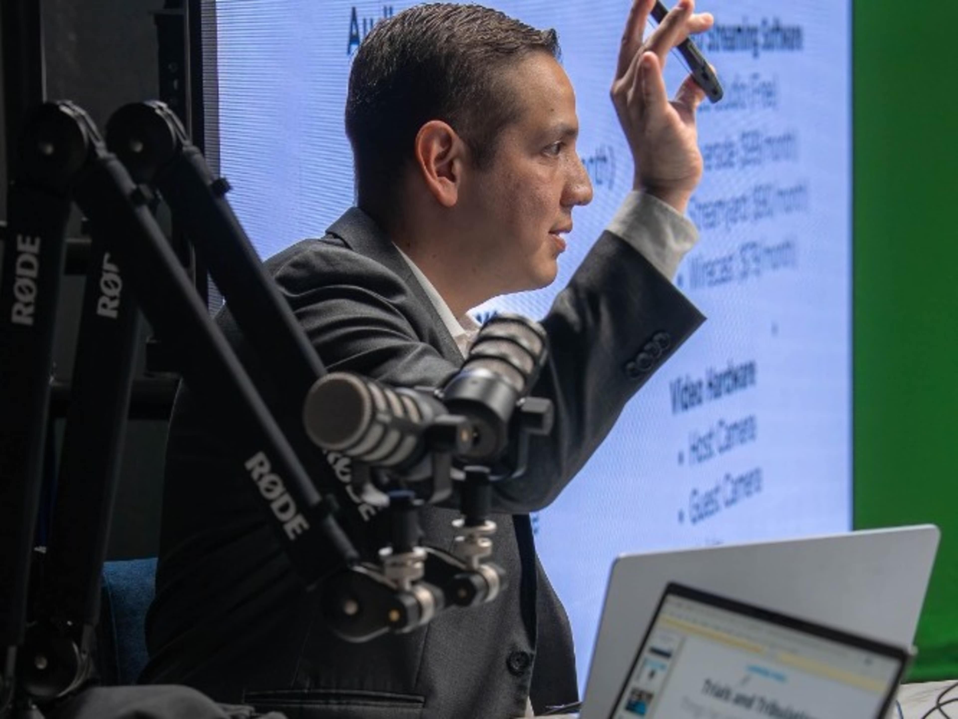 Rode Podcaster Mics & Mixer