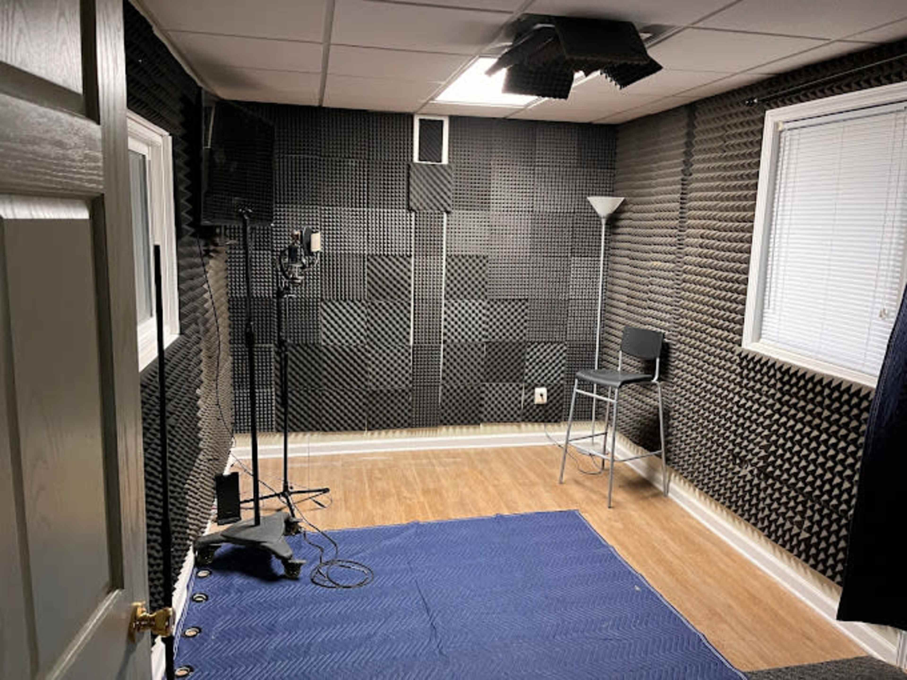 Throne Muzik Studios (Christian Music Studio) Image in Walled Lake, Walled Lake, MI
