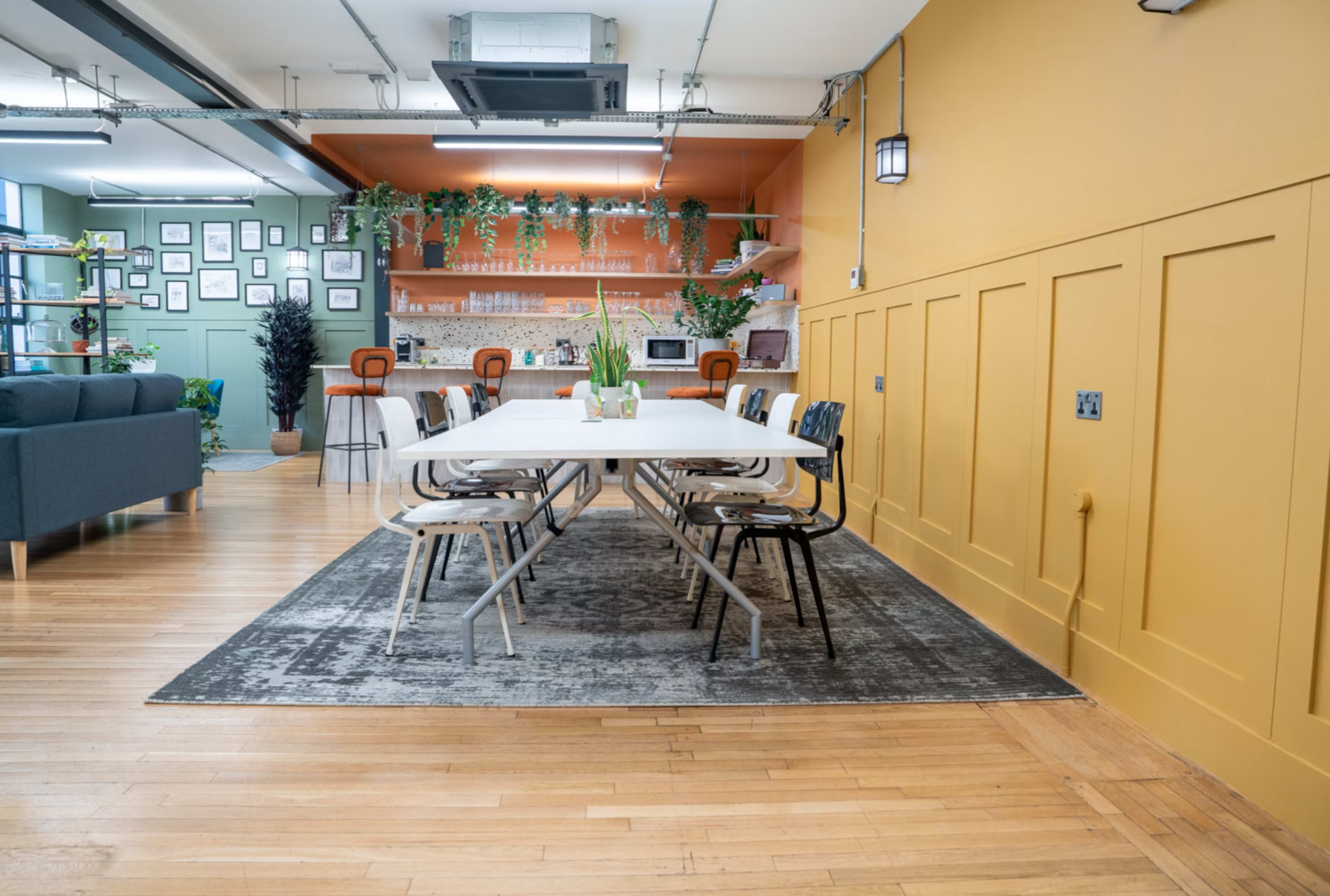Warm And Welcoming Space by the Thames Image in Bermondsey, London, ENG