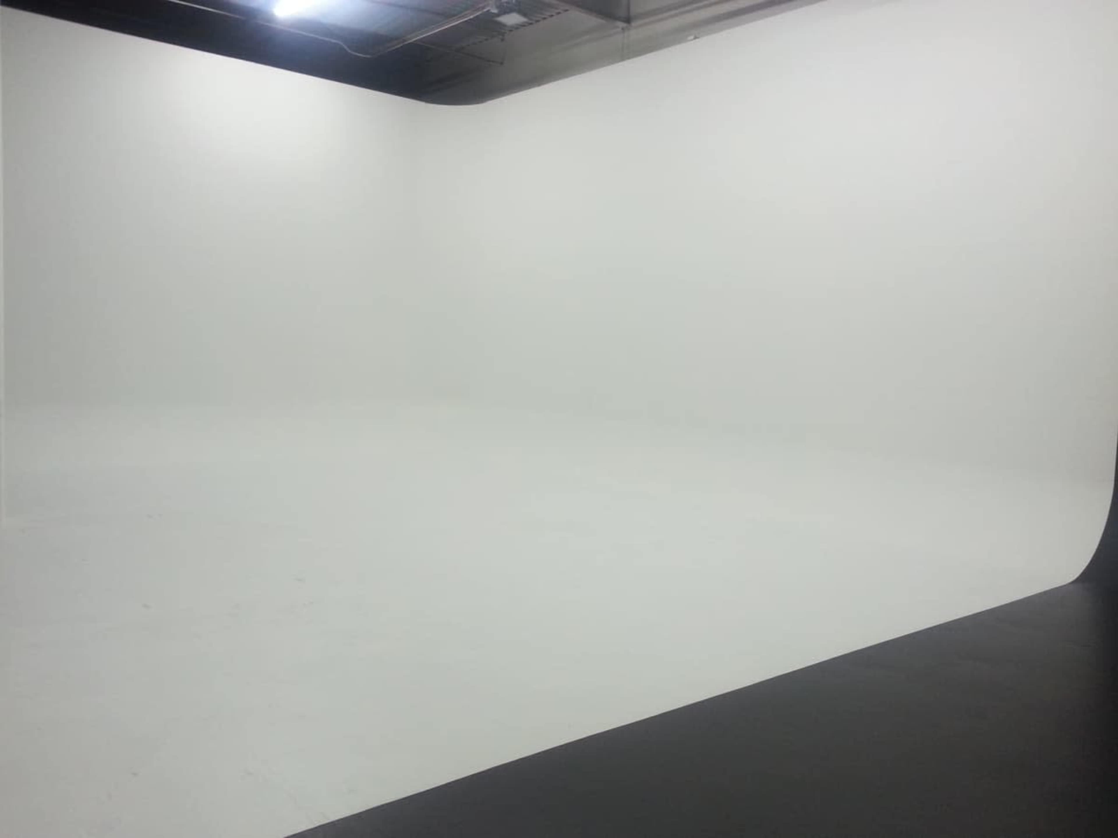 Creative Production Studio Space for Filming & Photography with White, Black, and Green Screen CycCyclorama Image in South Fulton, Atlanta, GA